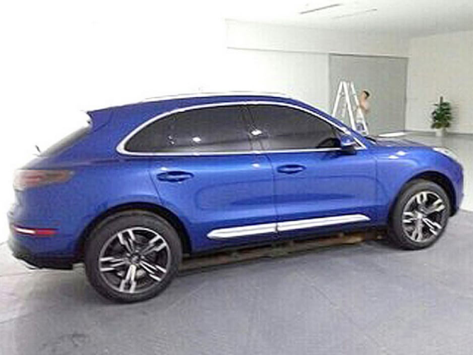 Zotye-SR8-Macan-4
