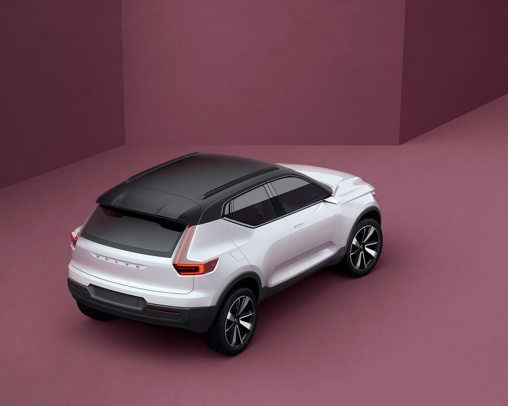 191188_Volvo_Concept_40_1_rear_quarter_high