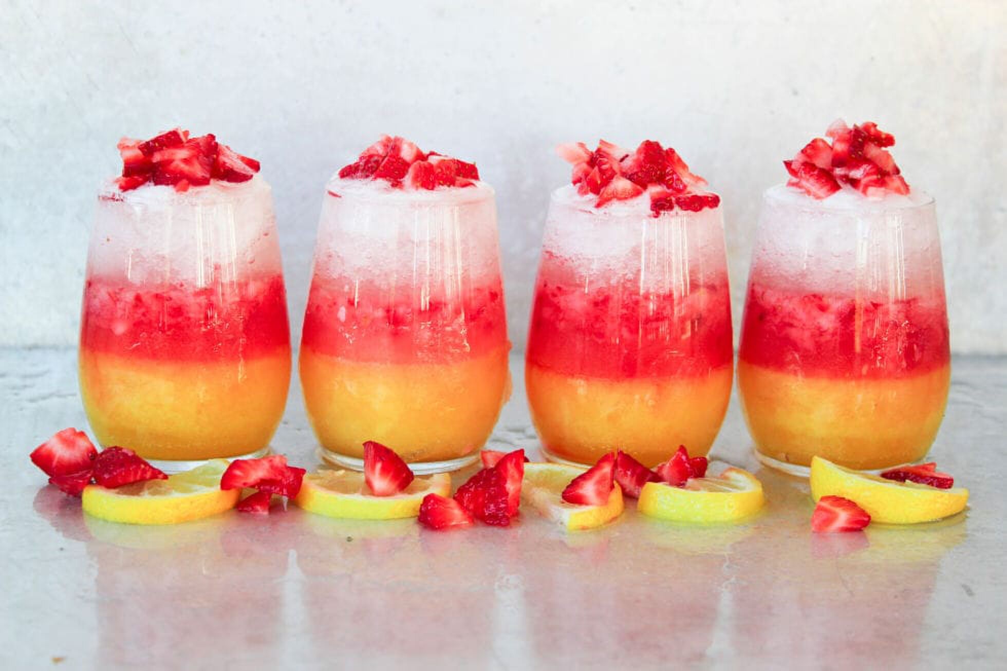 gallery-1438819263-delish-layered-vodka-lemonade