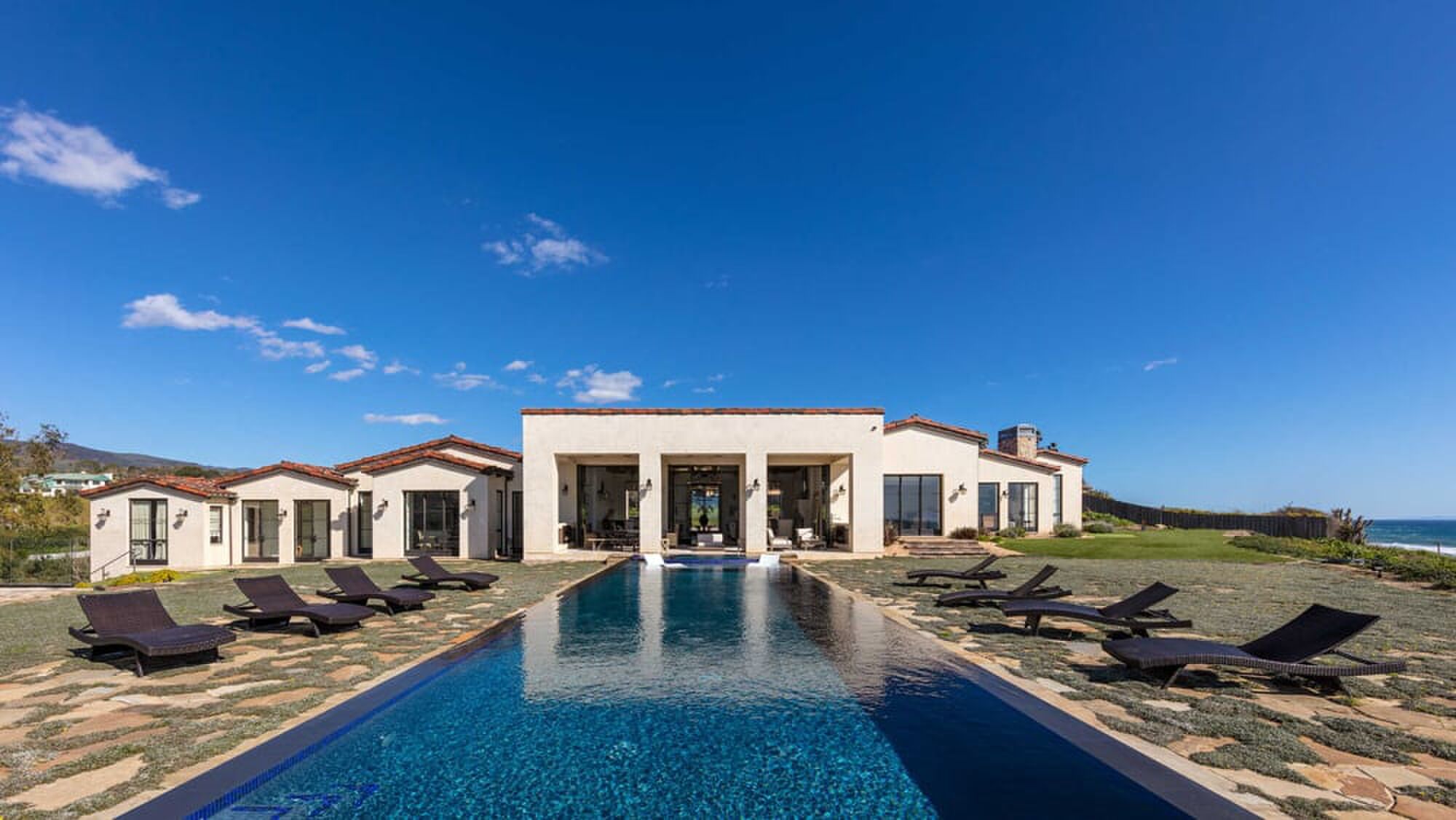 Malibu residence zuma beach Pure Luxe