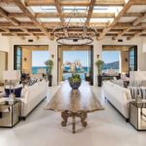 Malibu residence zuma beach Pure Luxe