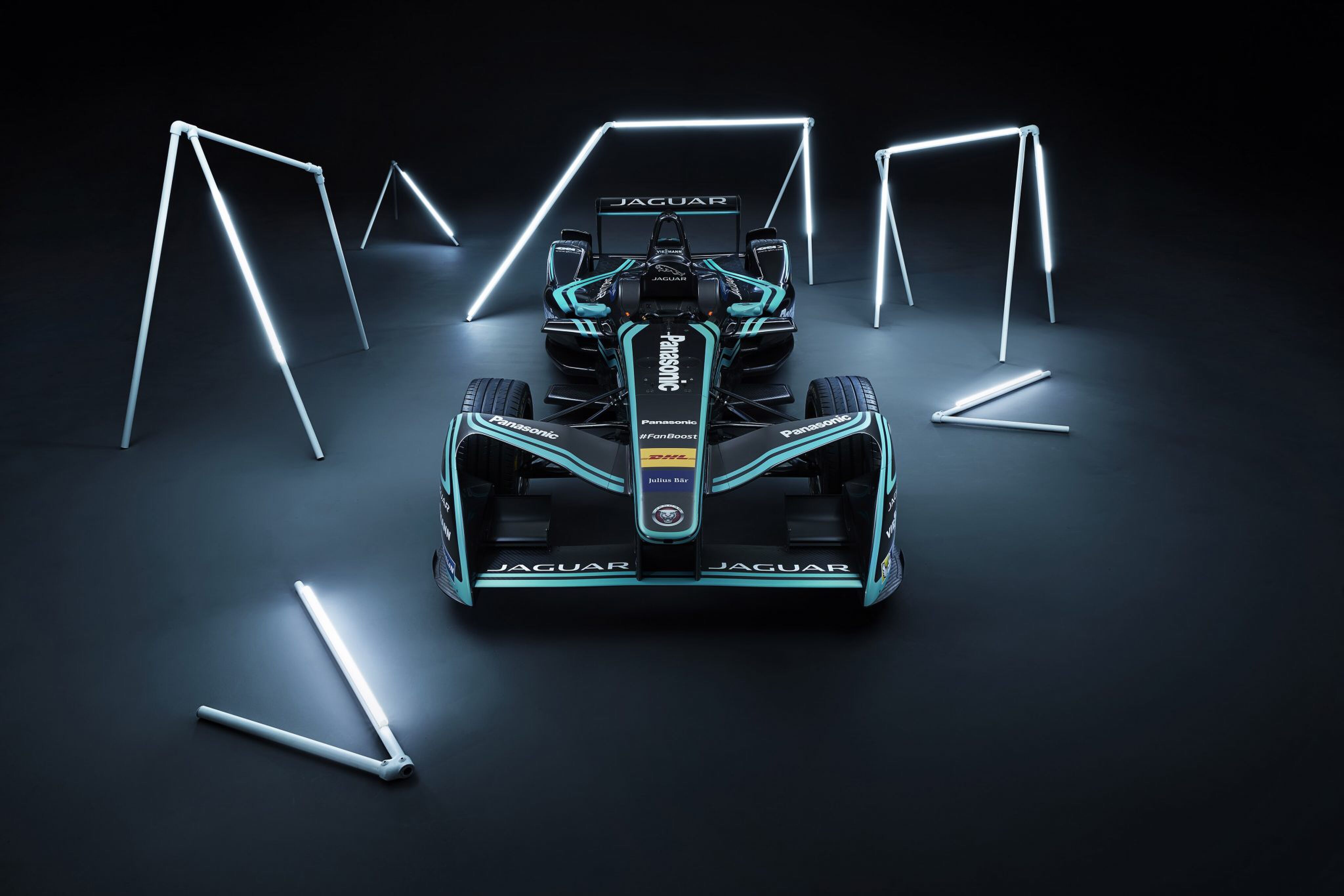 Panasonic Jaguar Racing Nelson Piquet Jr. Jaguar I-type 2 Pure Luxe