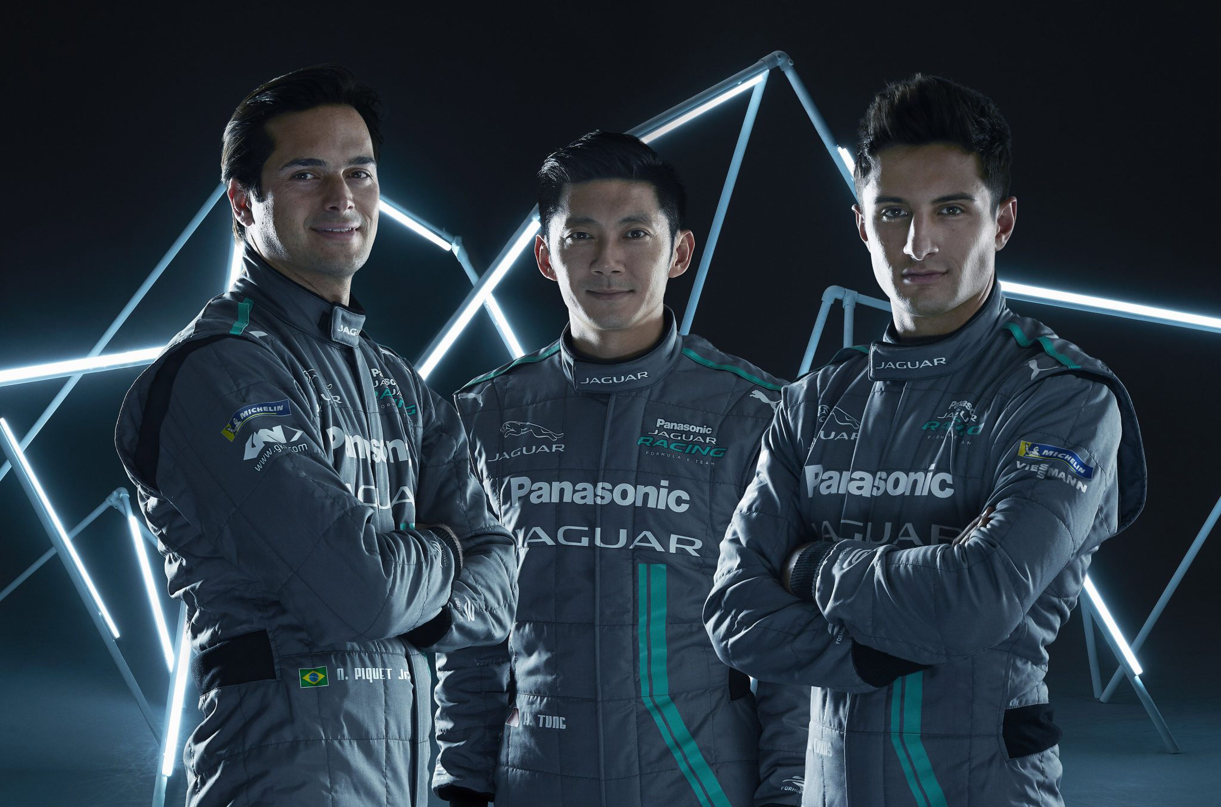 Panasonic Jaguar Racing Nelson Piquet Jr. Jaguar I-type 2 Pure Luxe
