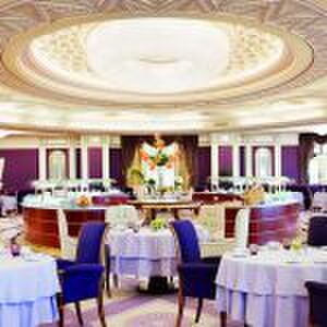 Ritz carlton hotel Riyad is nu een gevangenis Pure Luxe