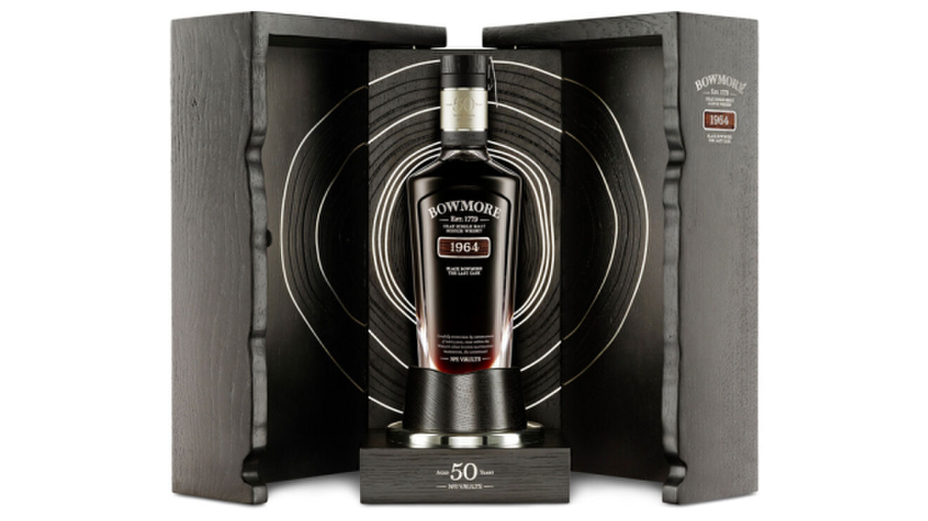 black bowmore single-malt whisky Whisky Auctioneers Pure Luxe