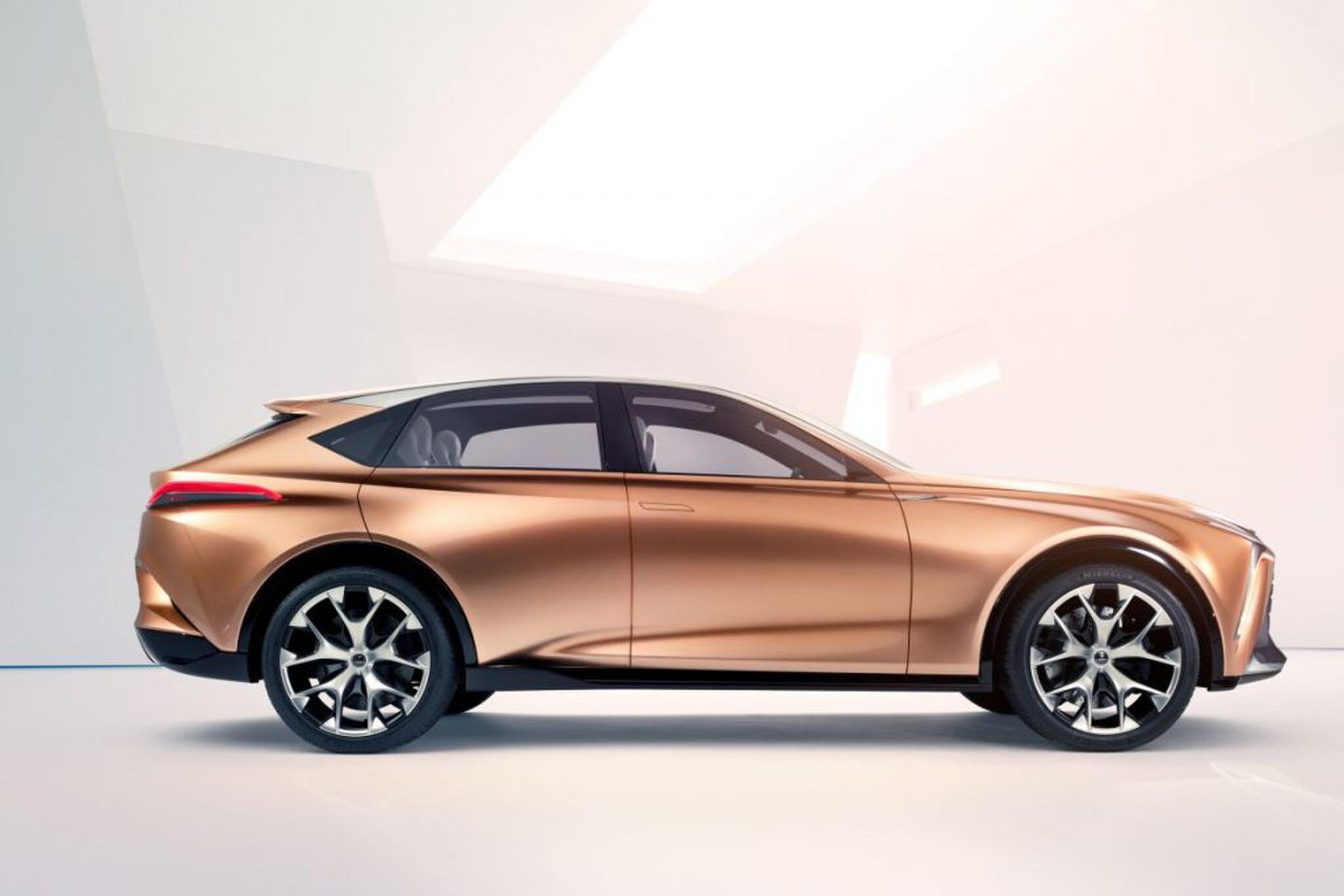 dit is de nieuwe lexus lf-1 limitless crossover Pure Luxe