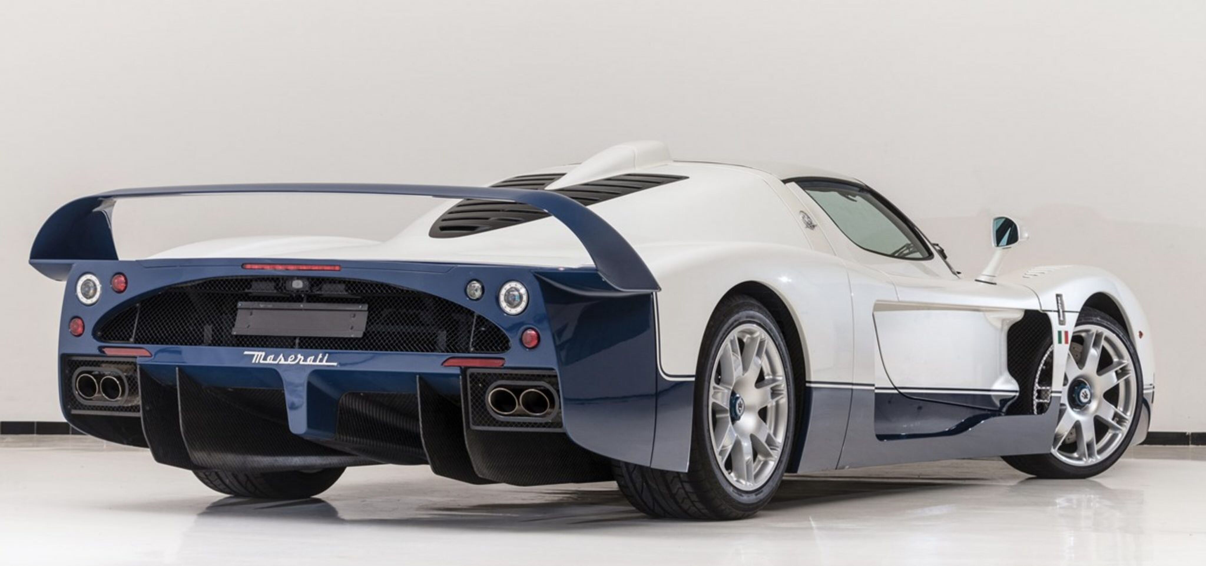 maserati mc12 veiling RM Sotheby's Pure Luxe