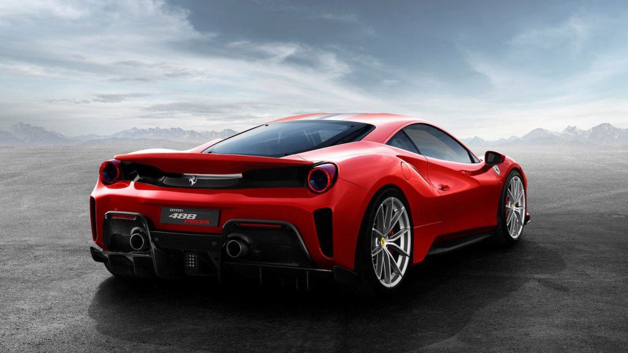 ferrari italie 488 GTB Pista v8 Pure Luxe