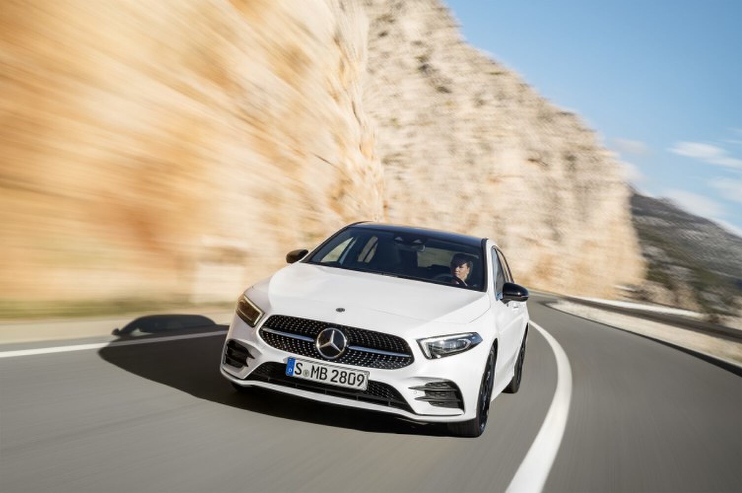 mercedes-benz a-klasse nieuw hatchback Pure Luxe
