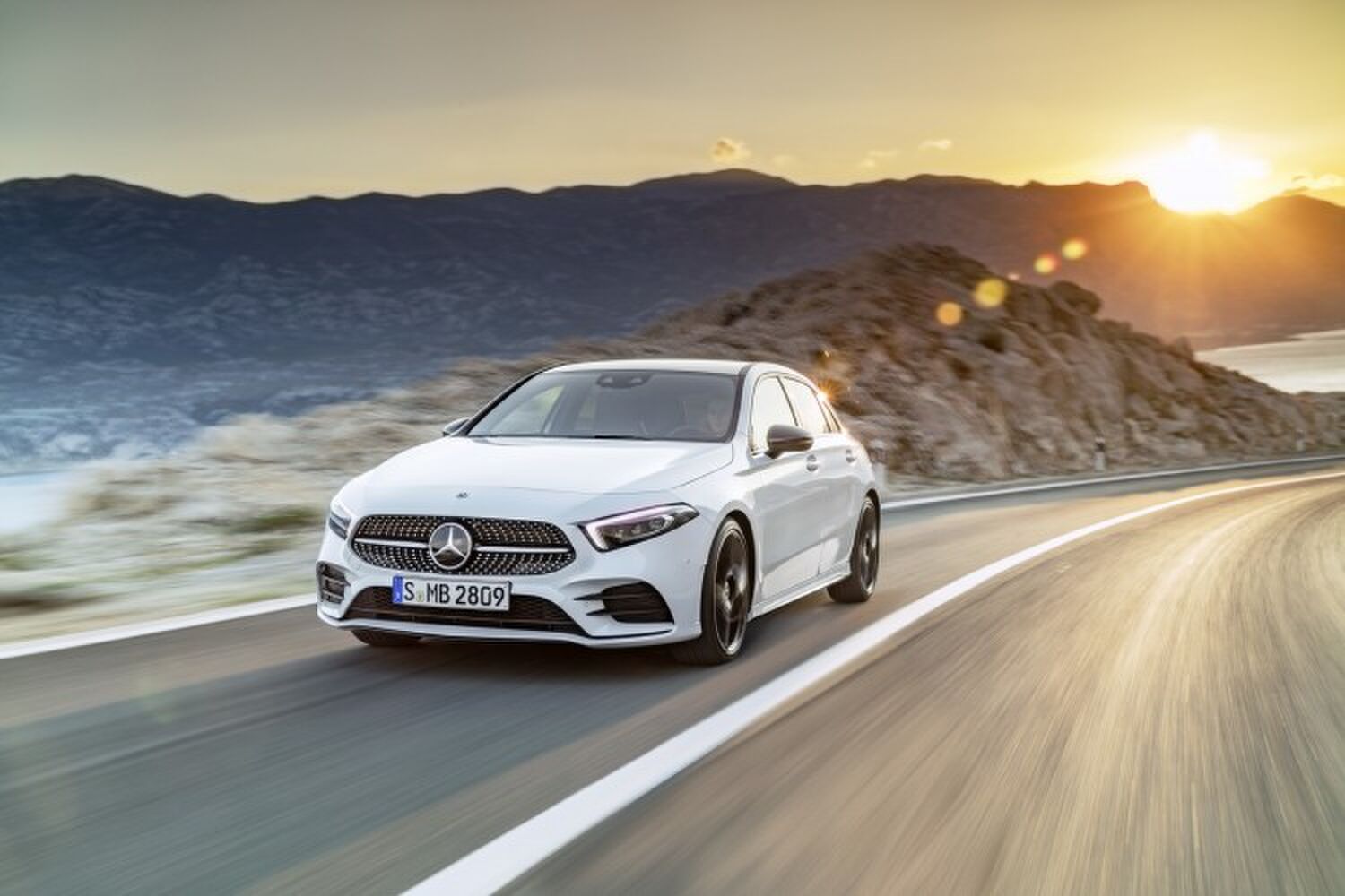 mercedes-benz a-klasse nieuw hatchback Pure Luxe