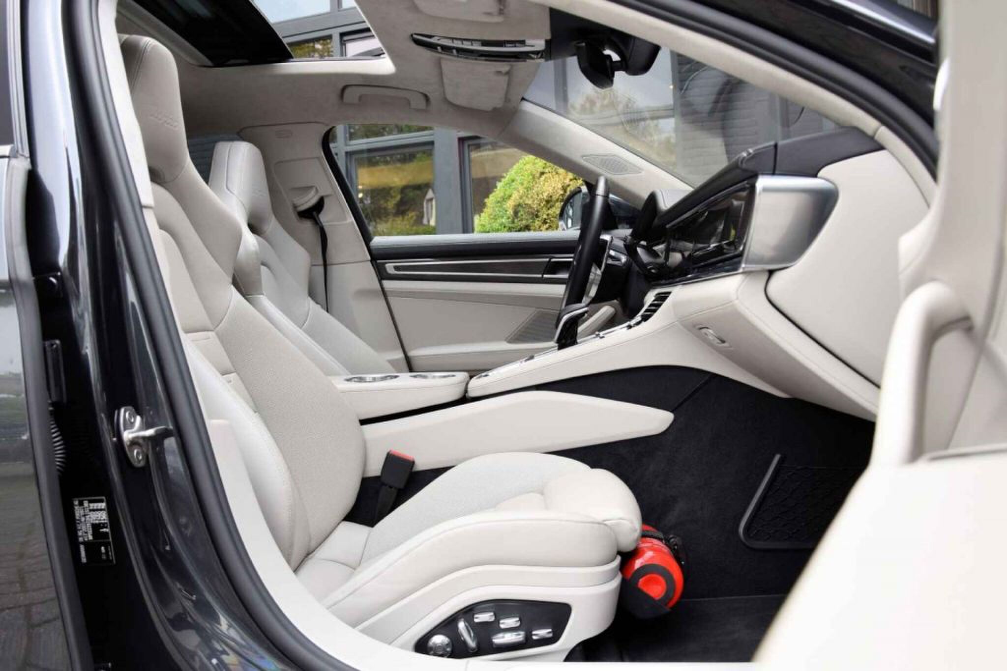 porsche panamera turbo vd akker te koop Pure Luxe