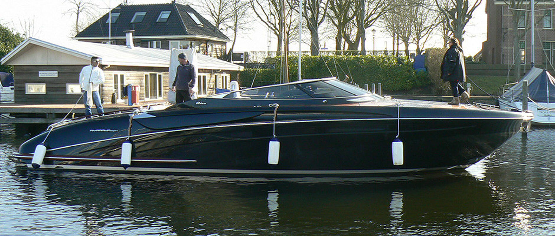 riva 44 rivarama lenger yachts boot Pure Luxe