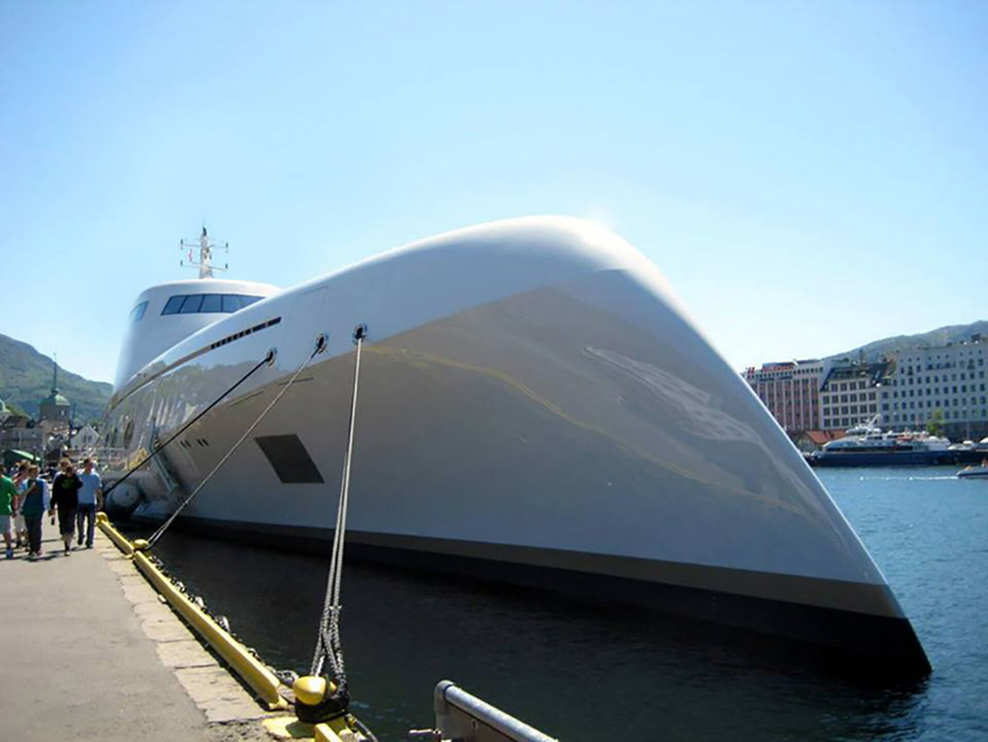 luxury submarine hotel lovers deep pure luxe