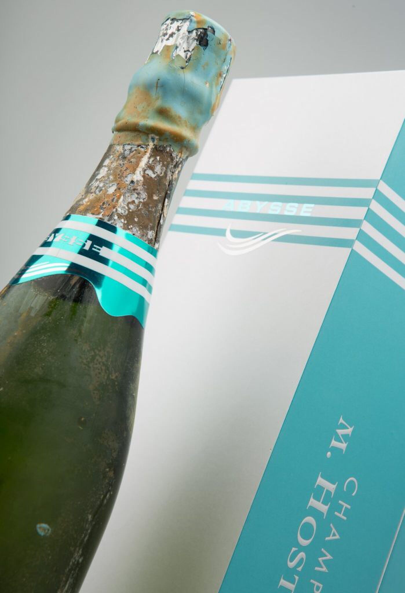 m. hostomme abysse ocean-aged champagne Pure Luxe