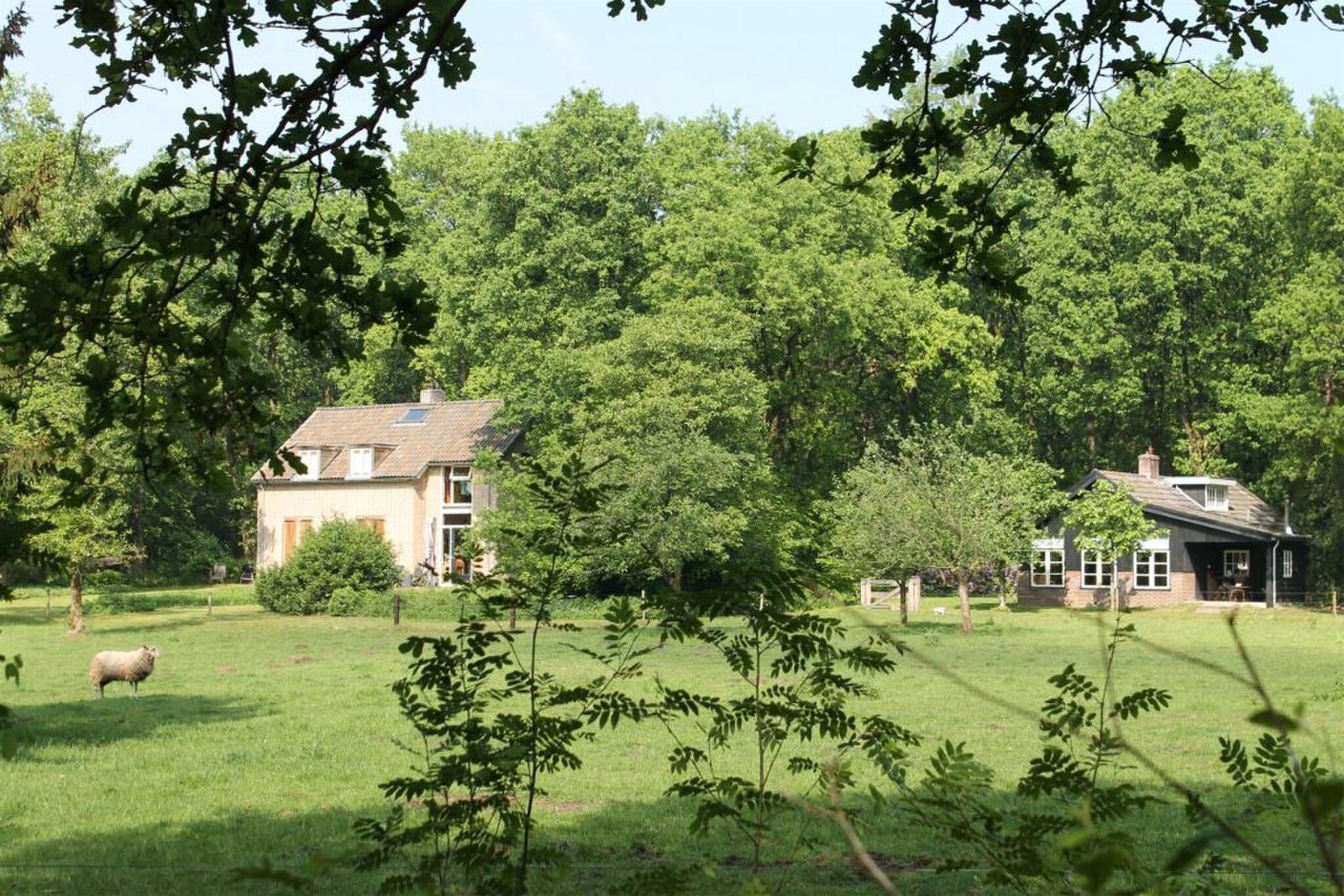 huis garderen gelderland 10 miljoen perceel Pure Luxe