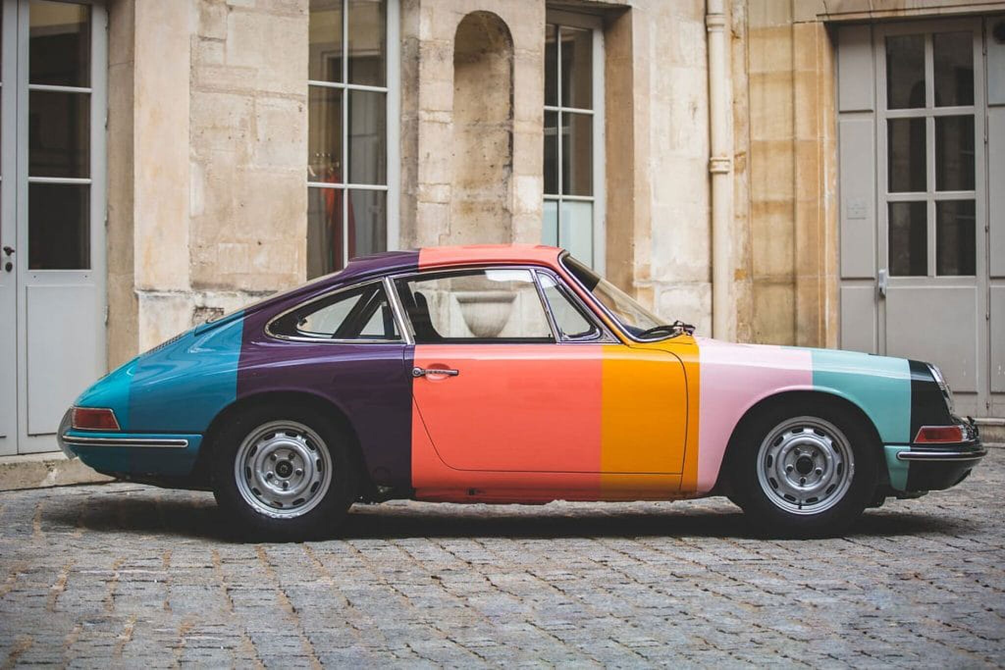 paul smith porsche 911 art car james turner Pure Luxe