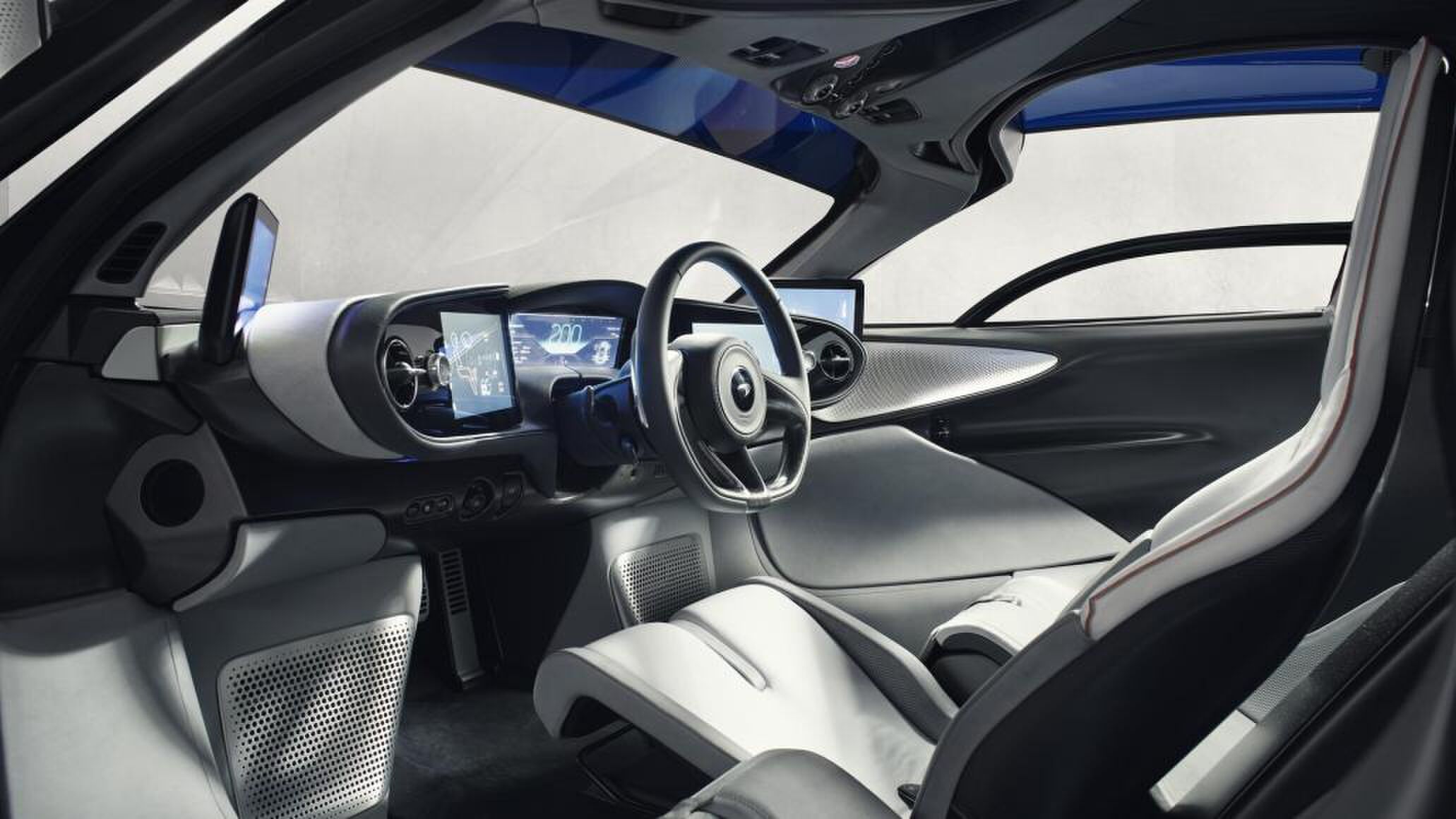 McLaren Speedtail PURE LUXE