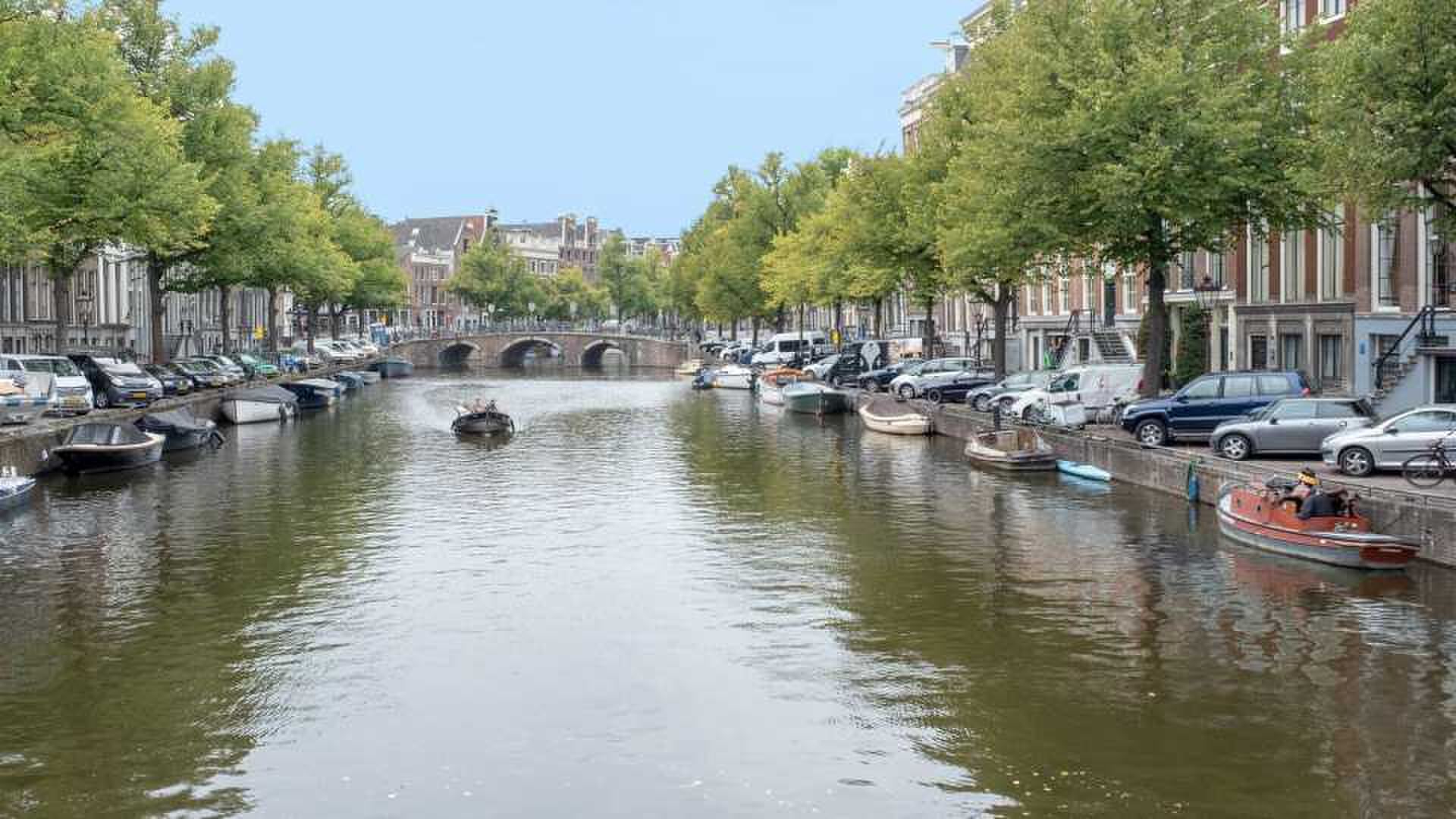 jeroen van koningsbrugge acteur grachtenpand verkoop Pure Luxe