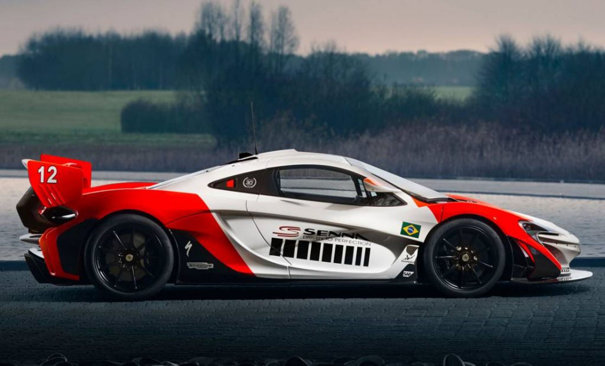 McLaren PURE LUXE