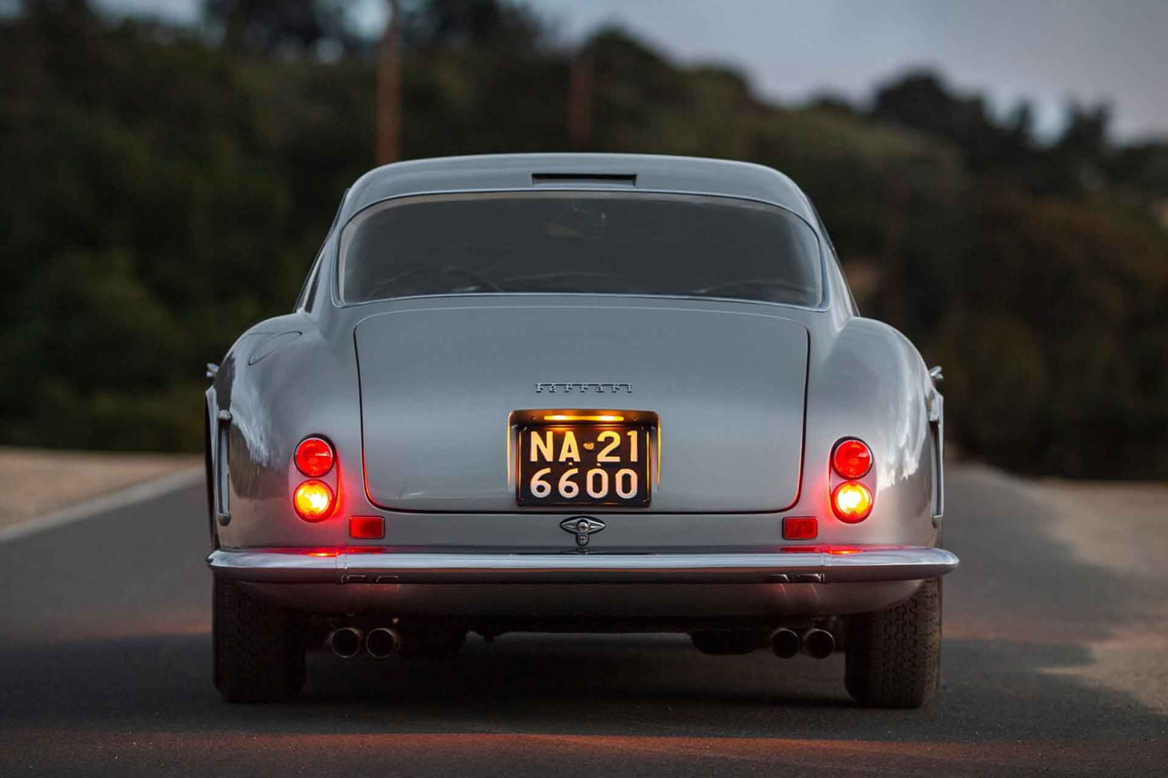 Ferrari 250 gt swb berlinetta rm sotheby's veiling monterey Pure Luxe