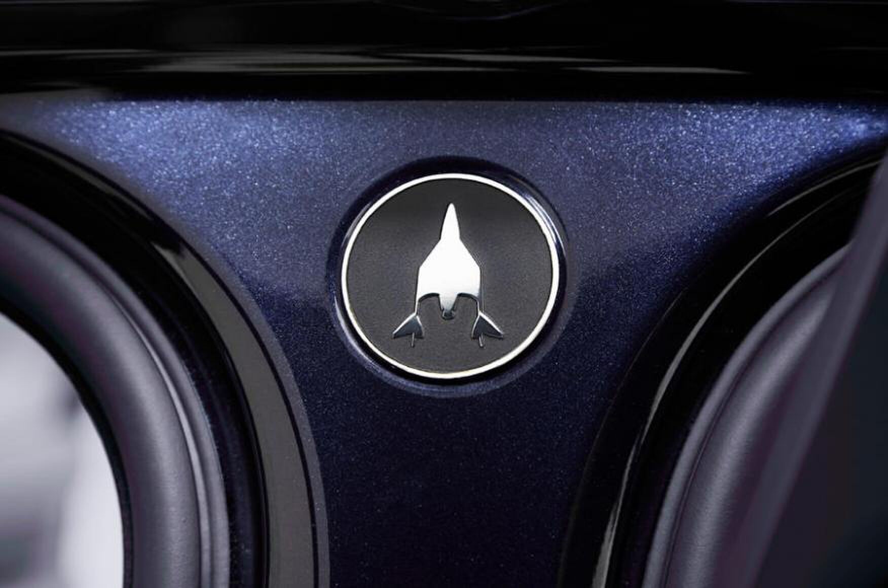 land rover range rover astronaut edition virgin galactic Pure Luxe