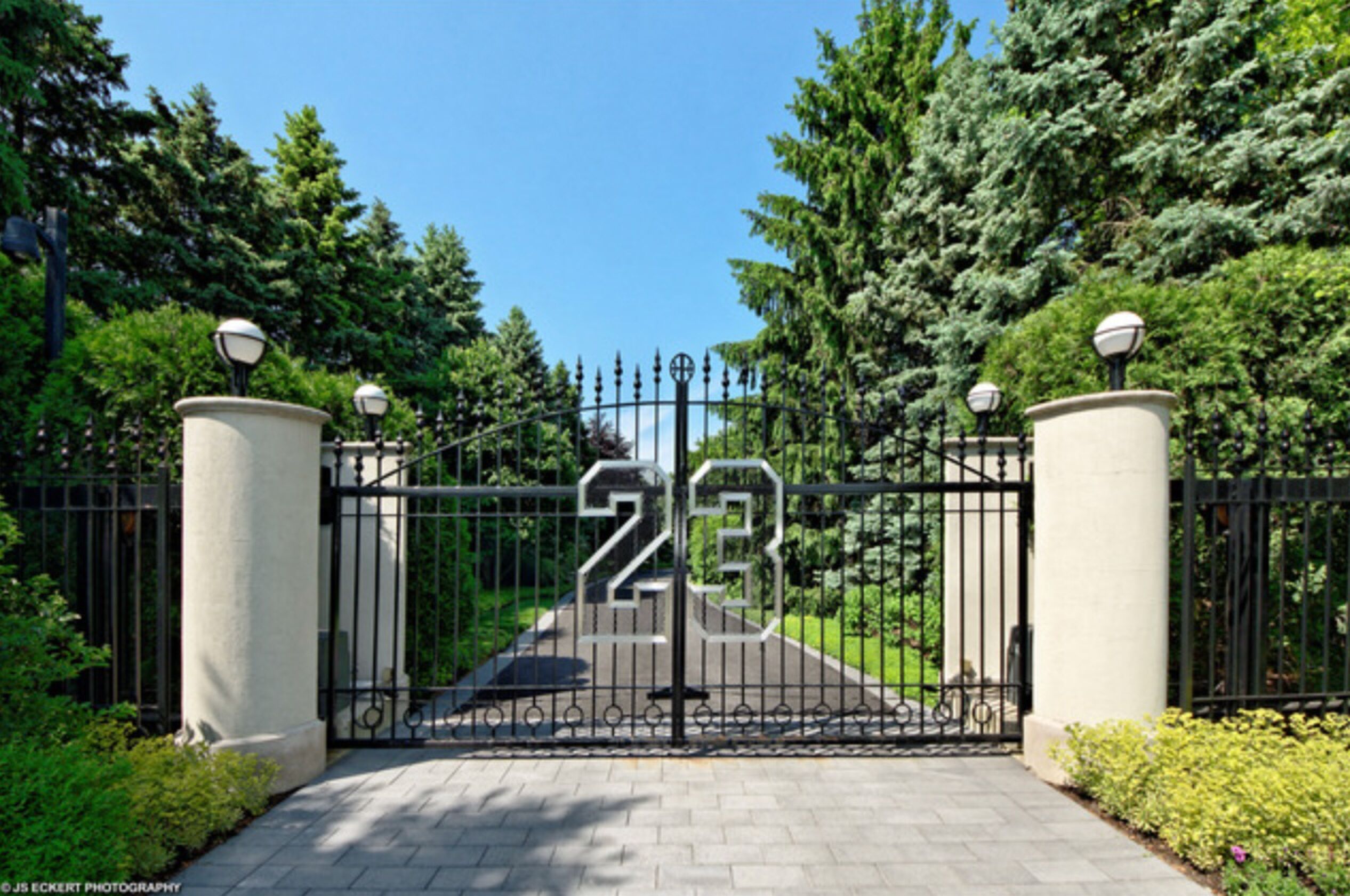 Michael Jordan huis Chicago Compass Pure Luxe