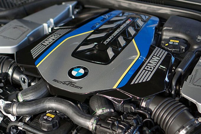 politie BMW M850i