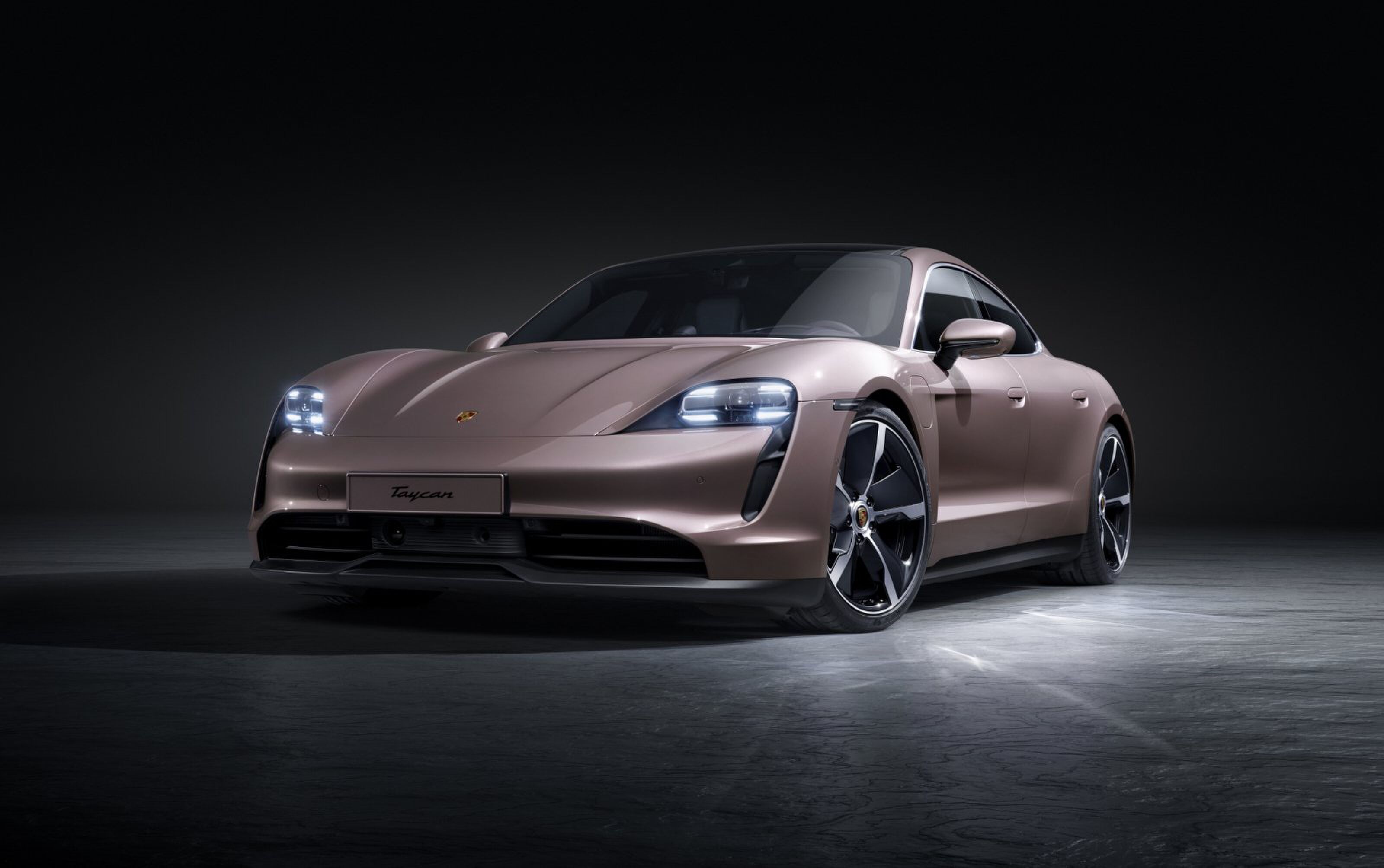 Porsche-Taycan-2