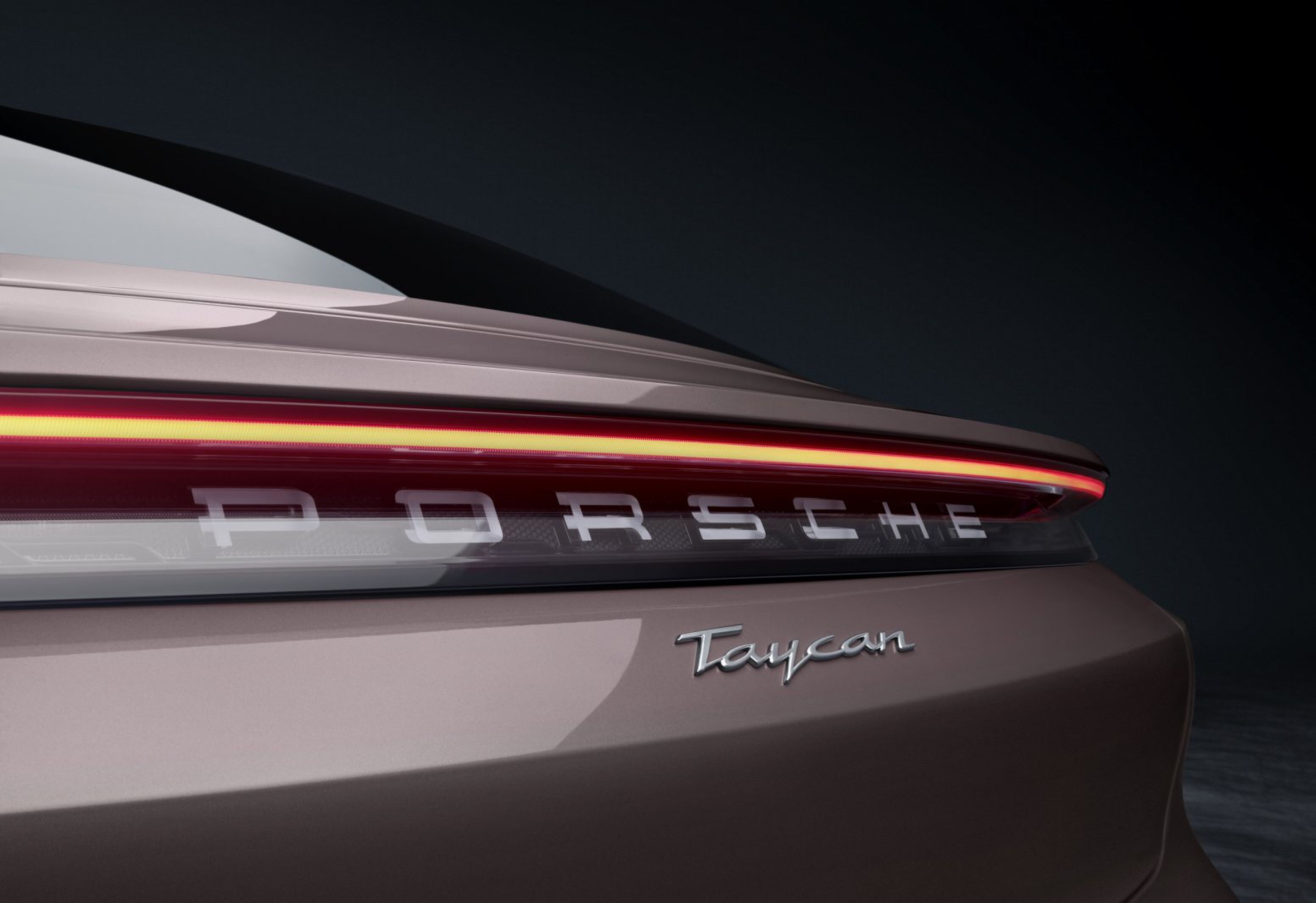 Porsche-Taycan-5