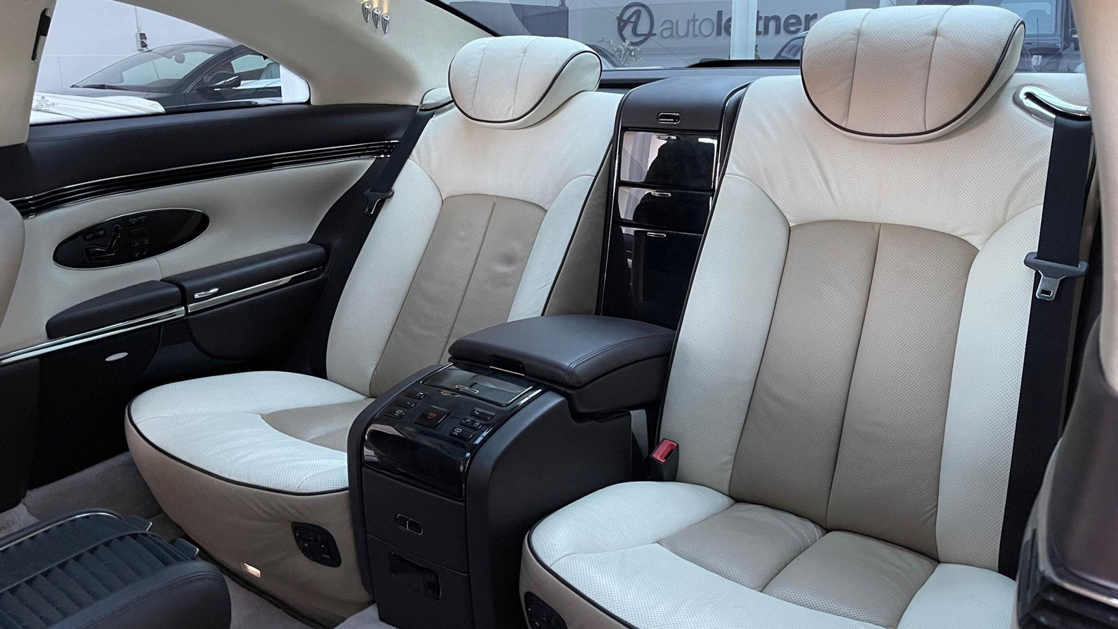 Maybach-57S-Coupé-Kadhafi-3