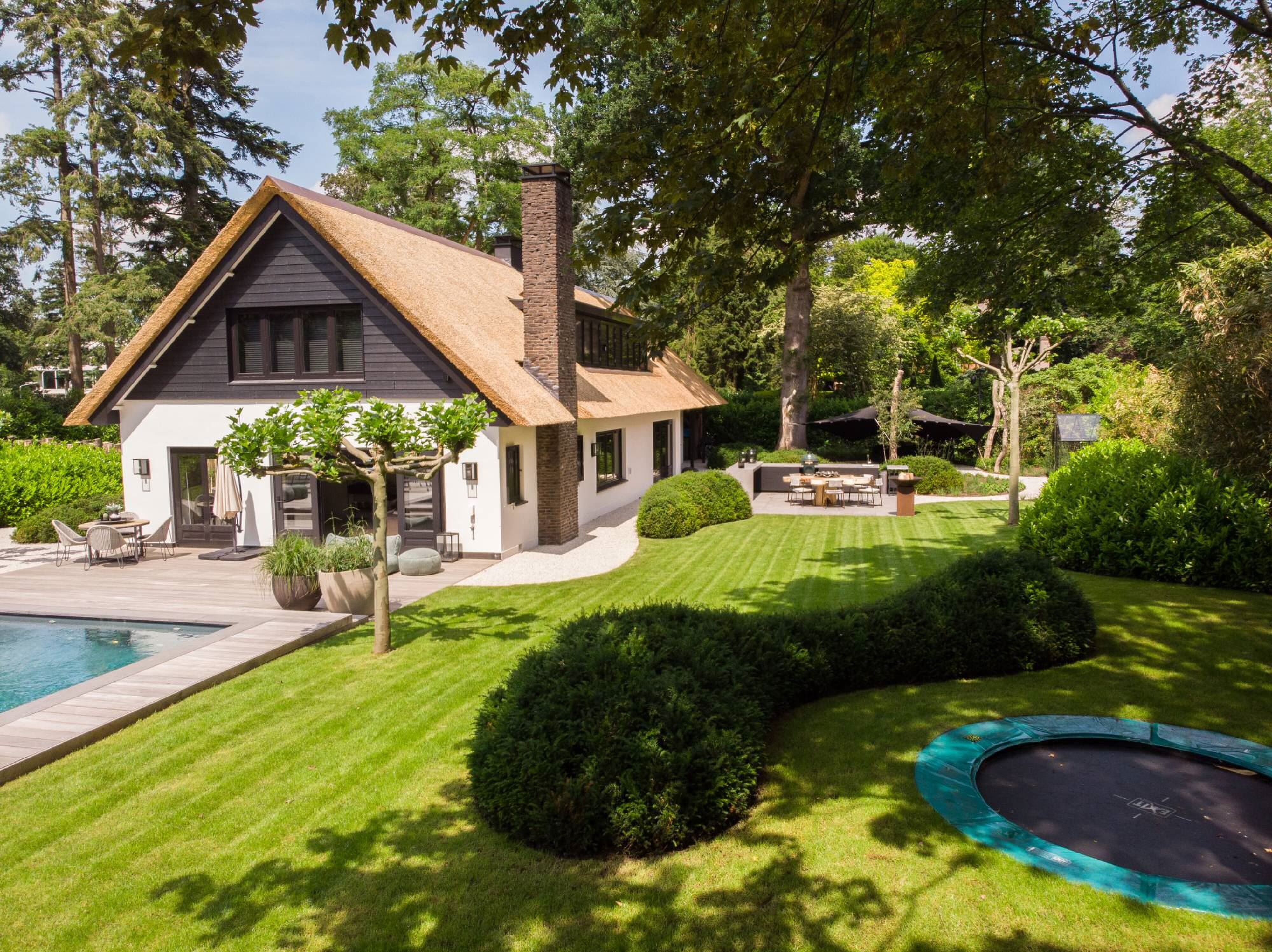 Villa-Hilversum