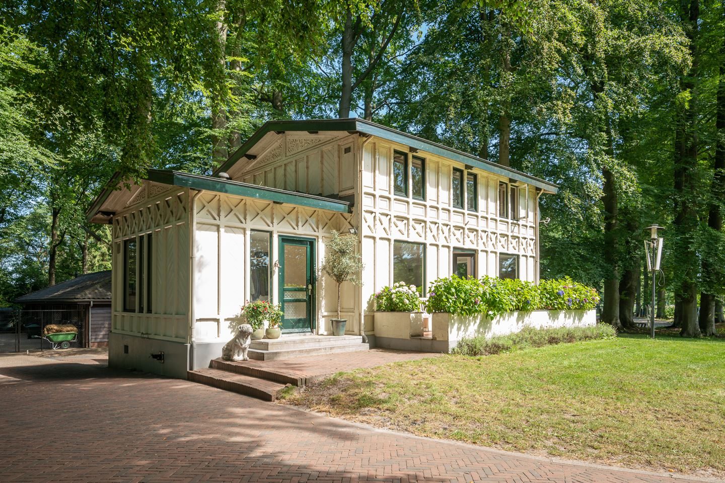 Dienstwoning den dolder