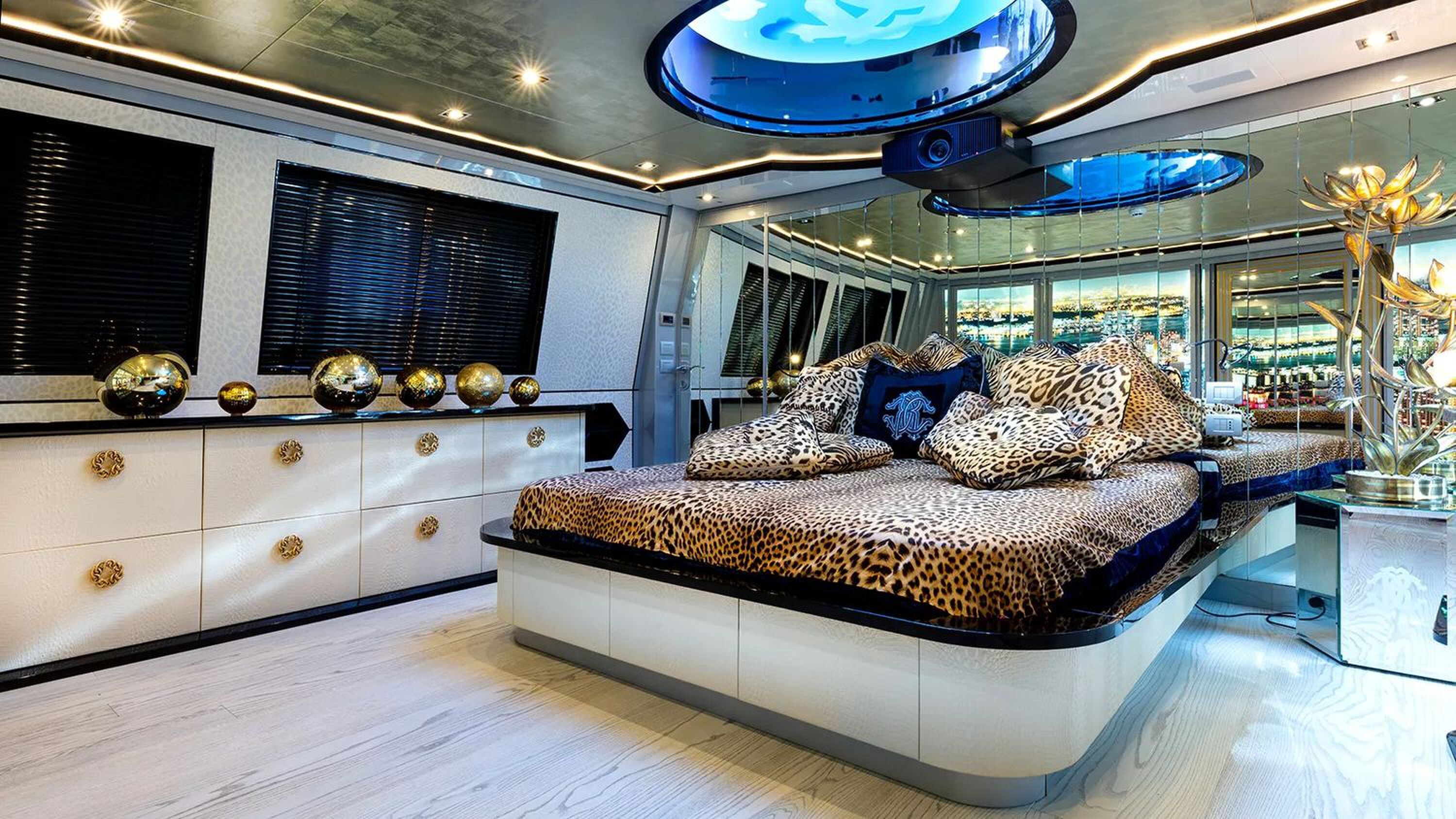 Roberto Cavalli