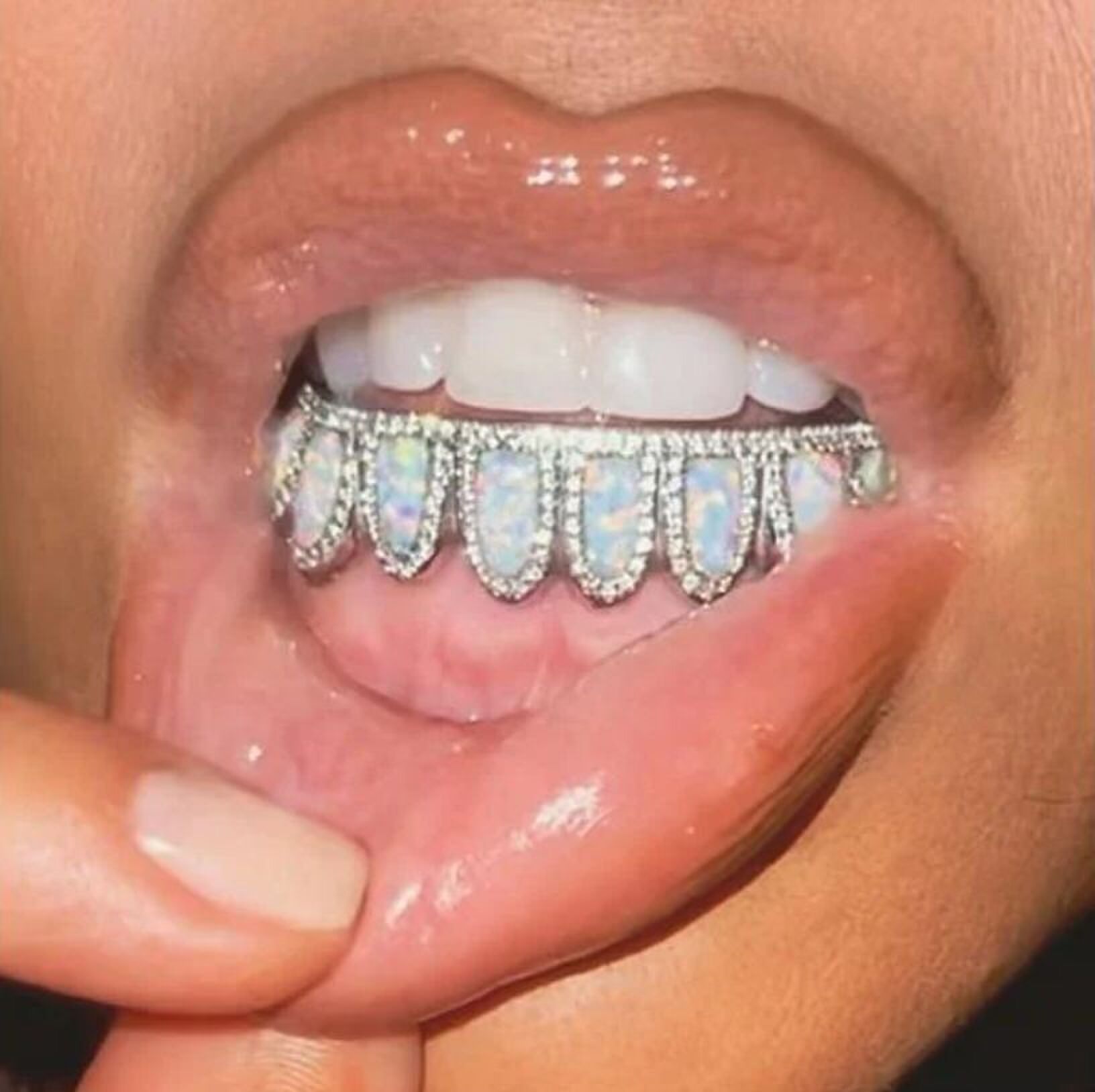 Kim Kardashian grill