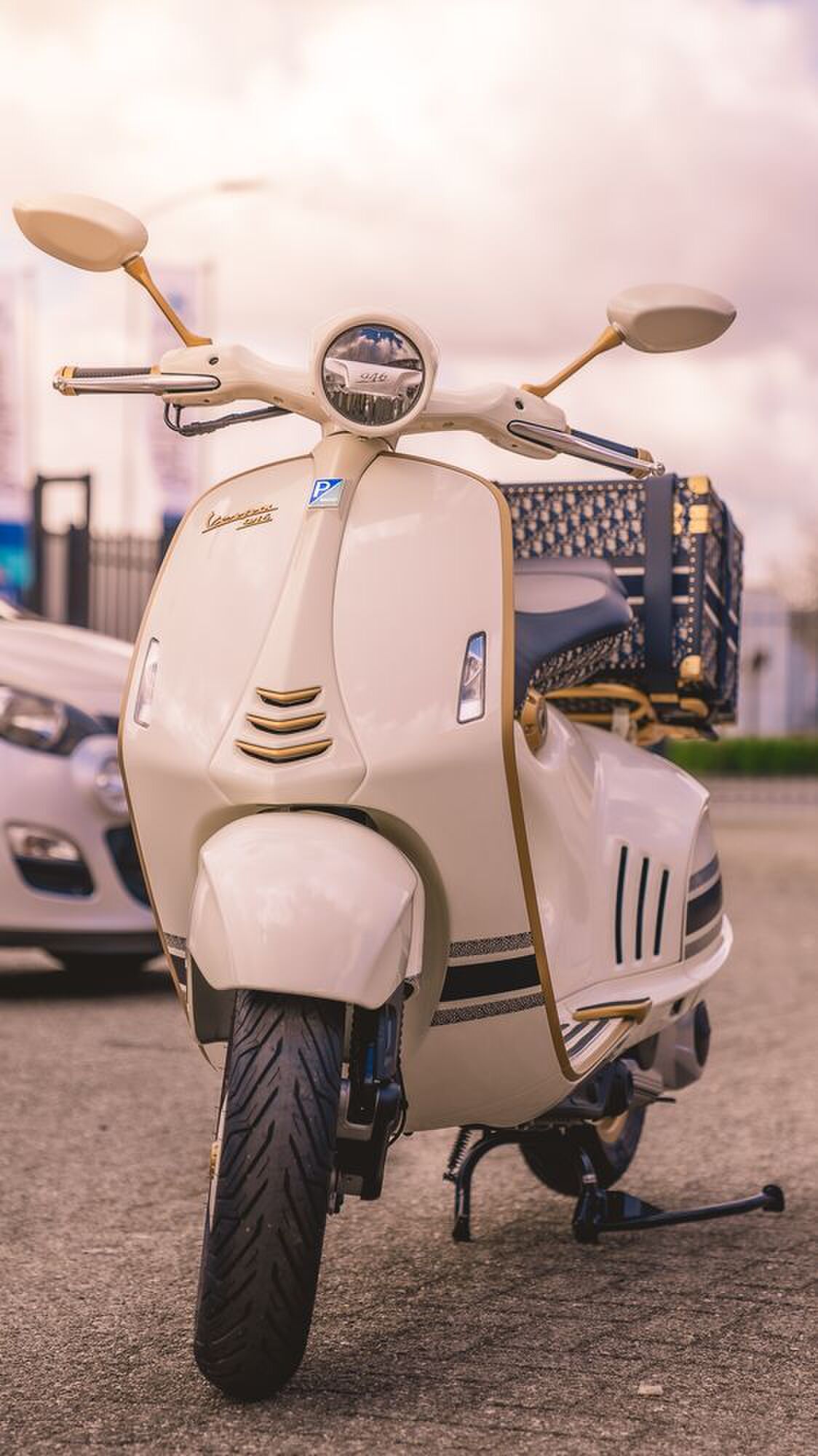 Vespa-Dior10