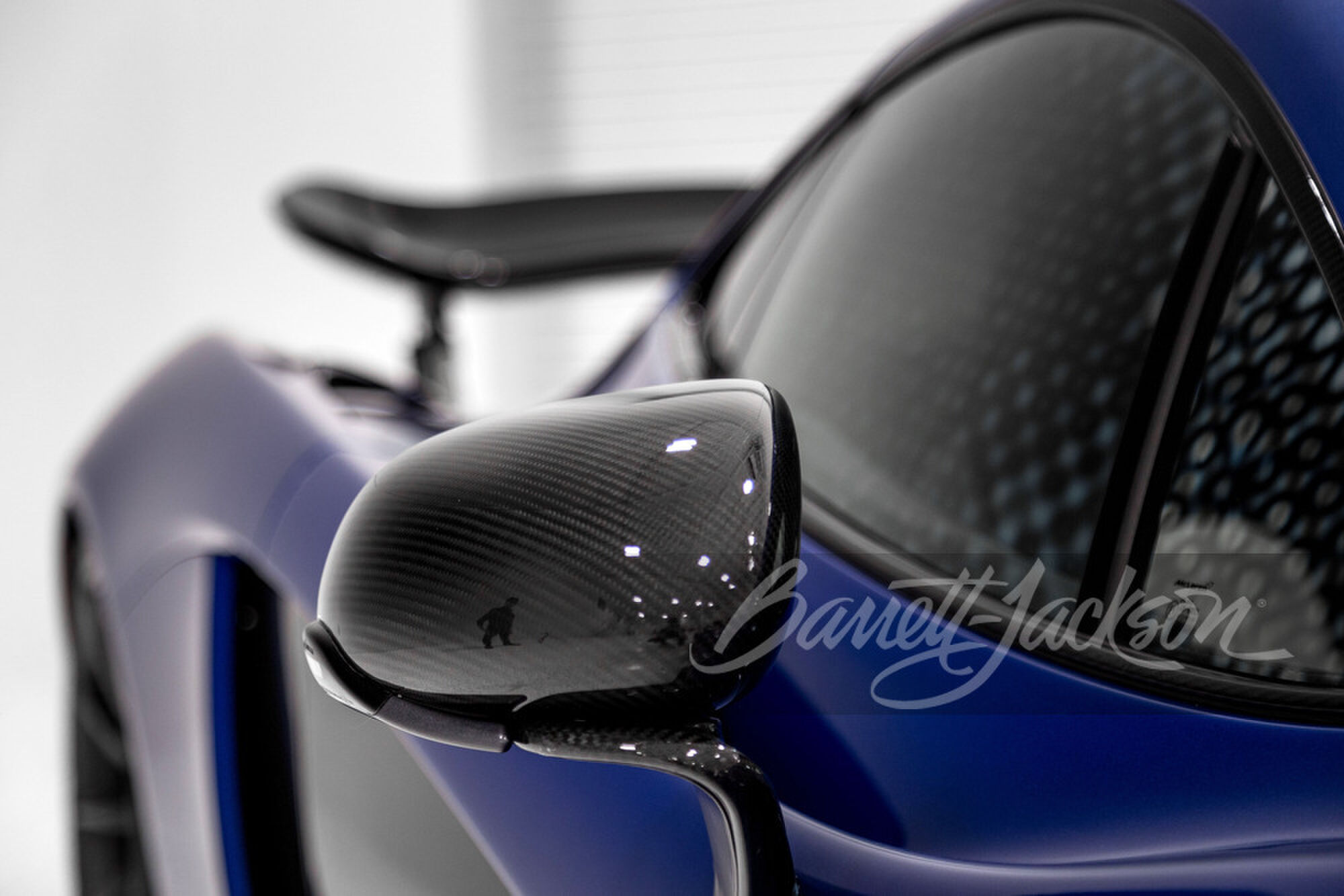 McLaren P1