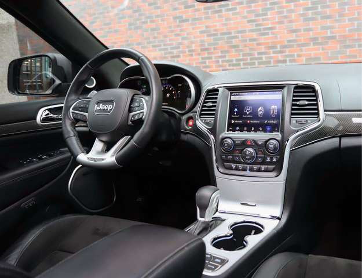 Jeep Enzo Knol