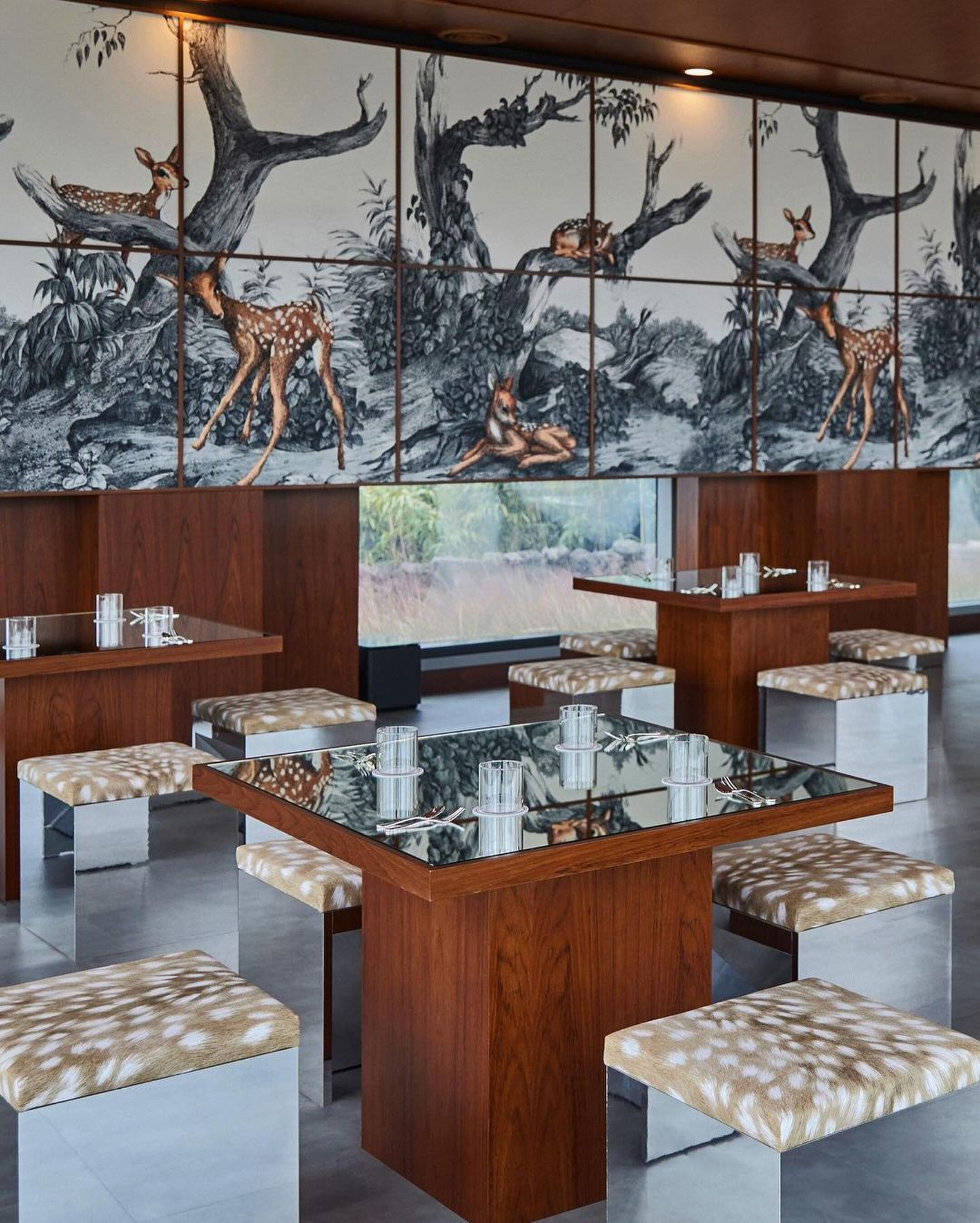 Burberry pop-up store