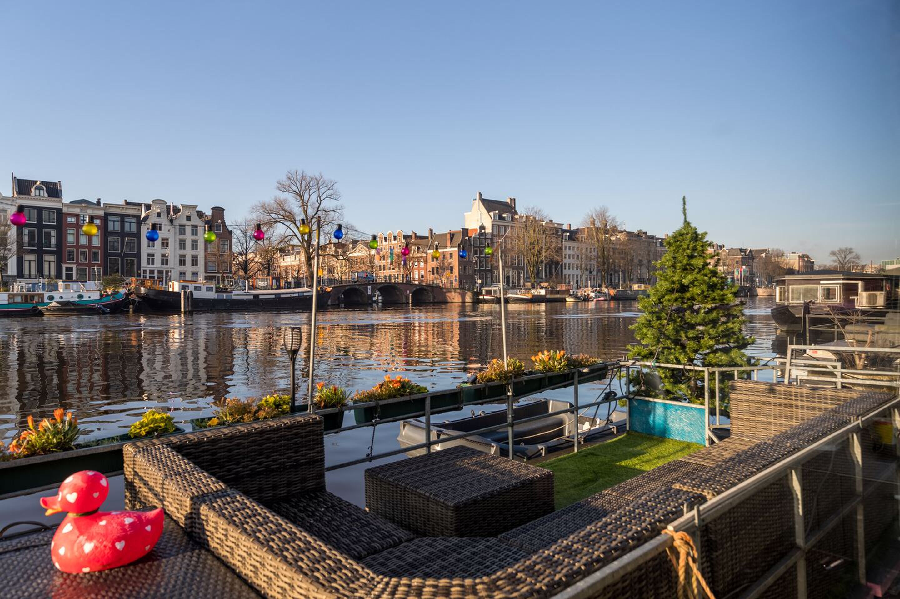 Woonboot varende terras