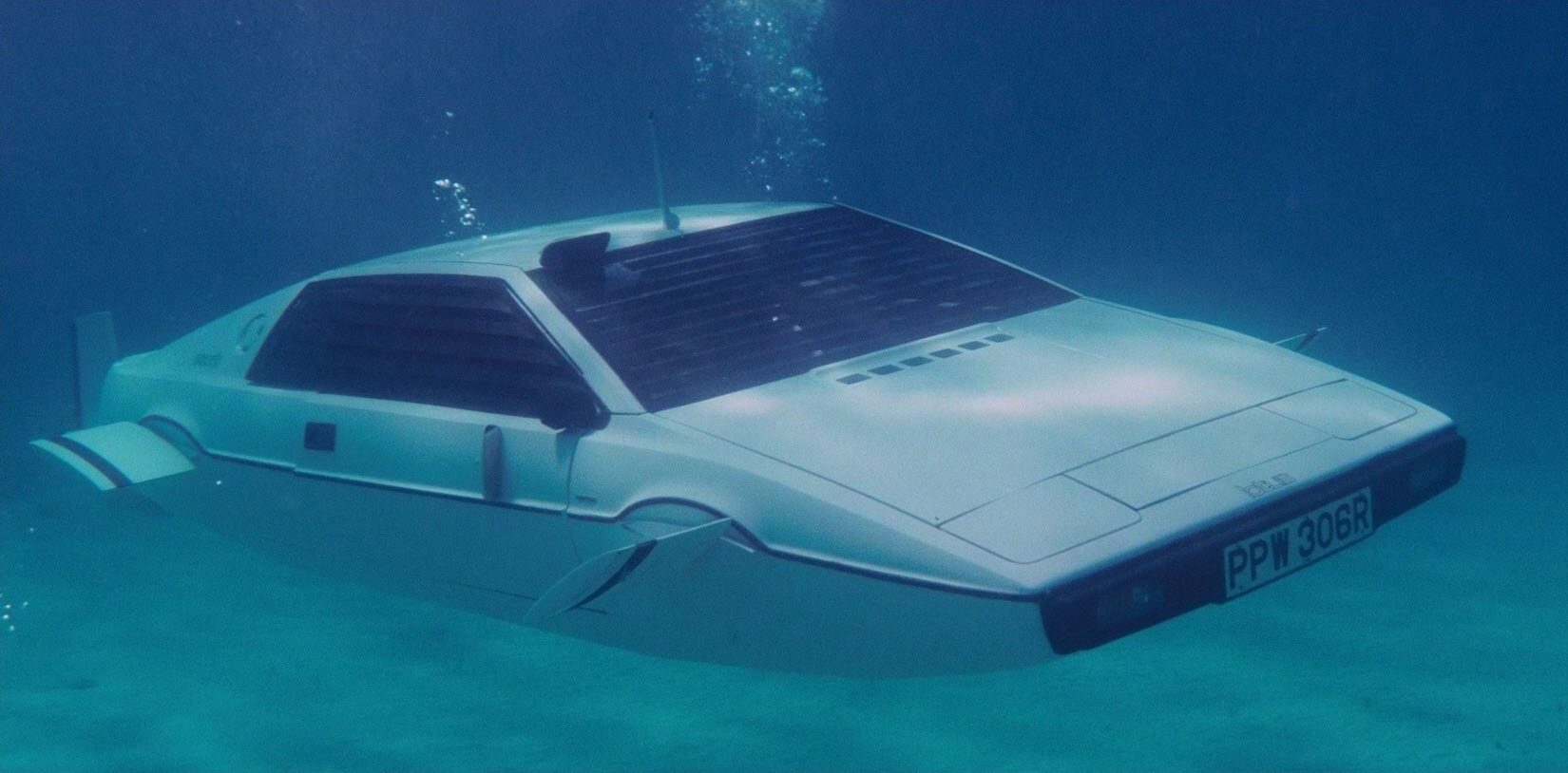 Lotus James Bond