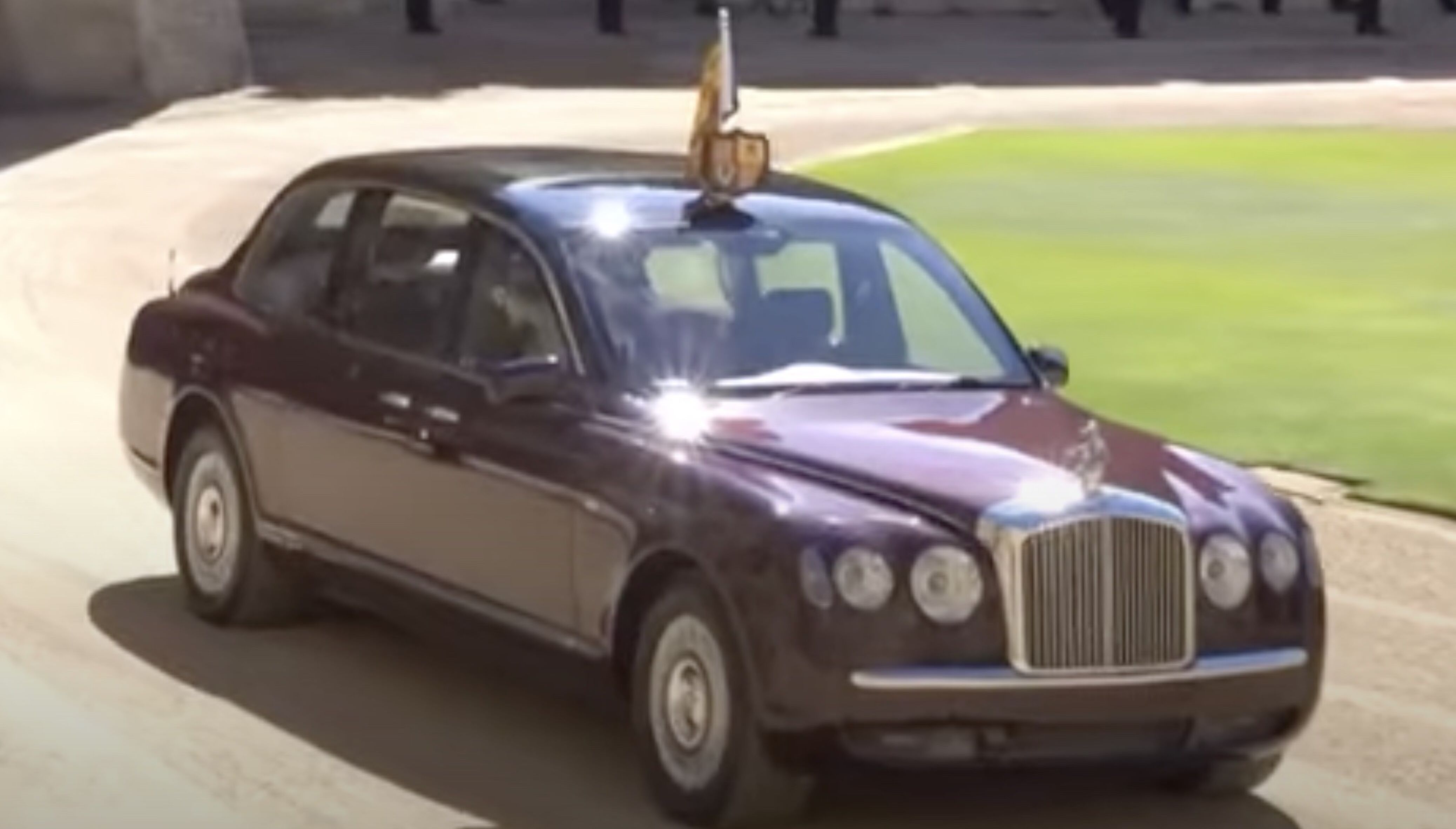 Bentley State Limousine