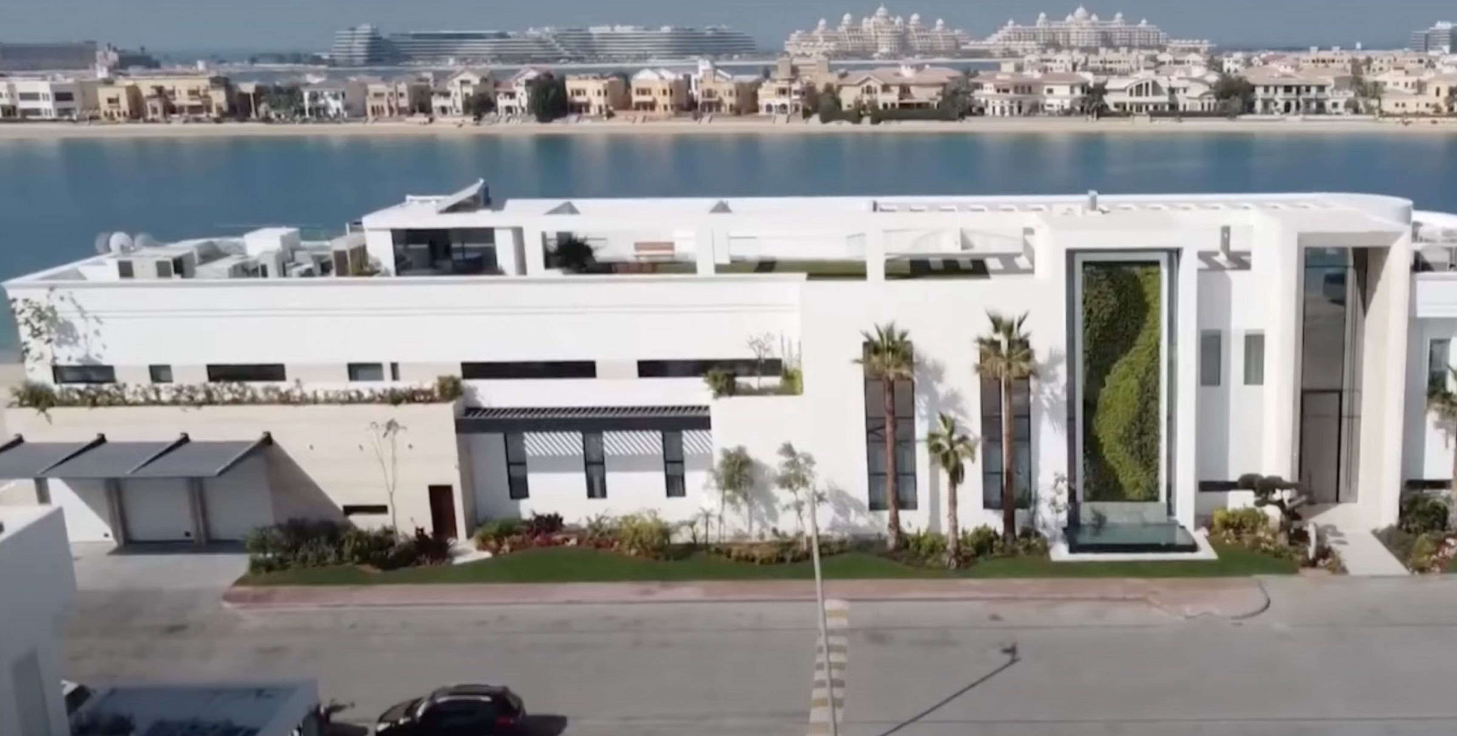 $ 80 miljoen villa van Ambani