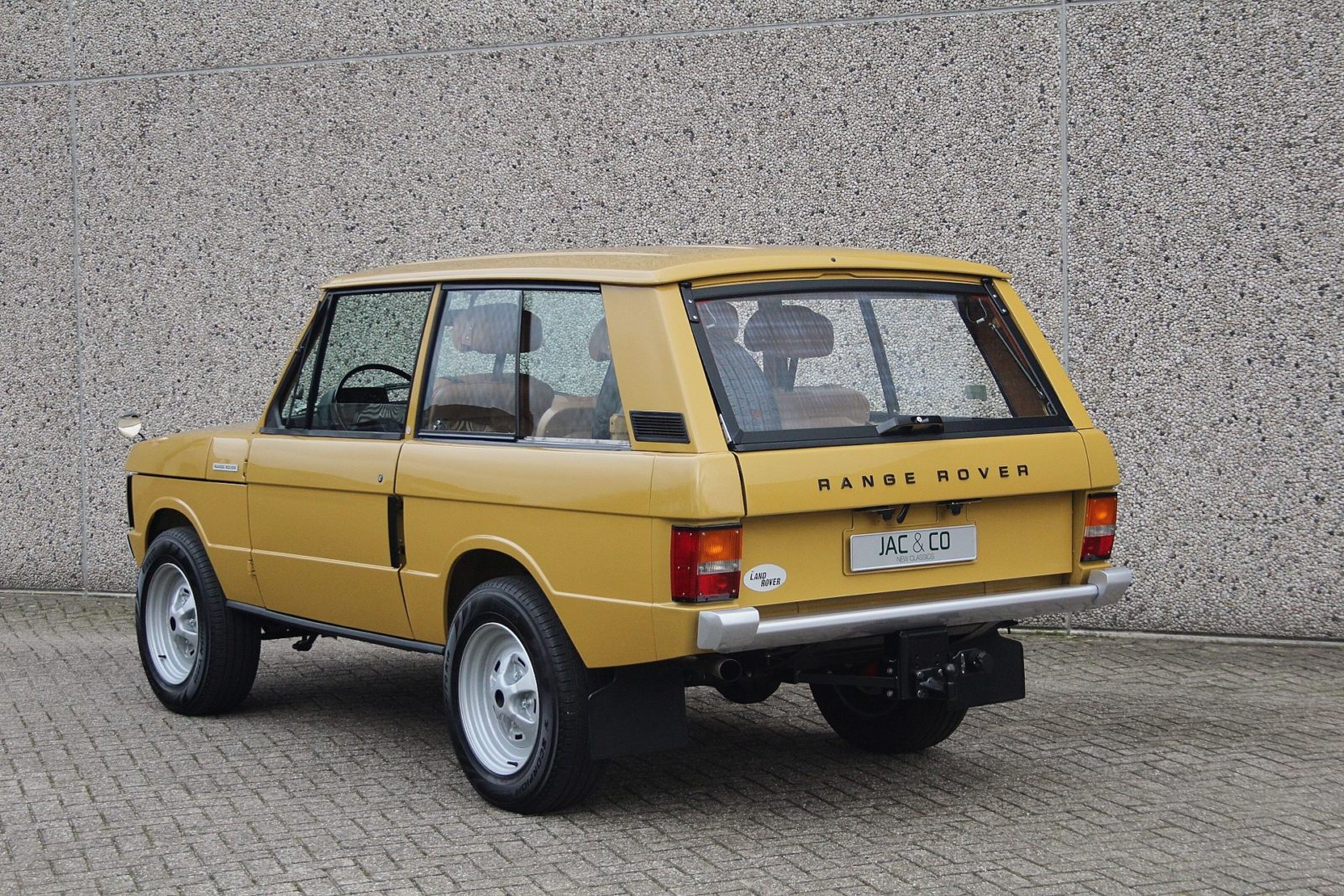 Range Rover S1