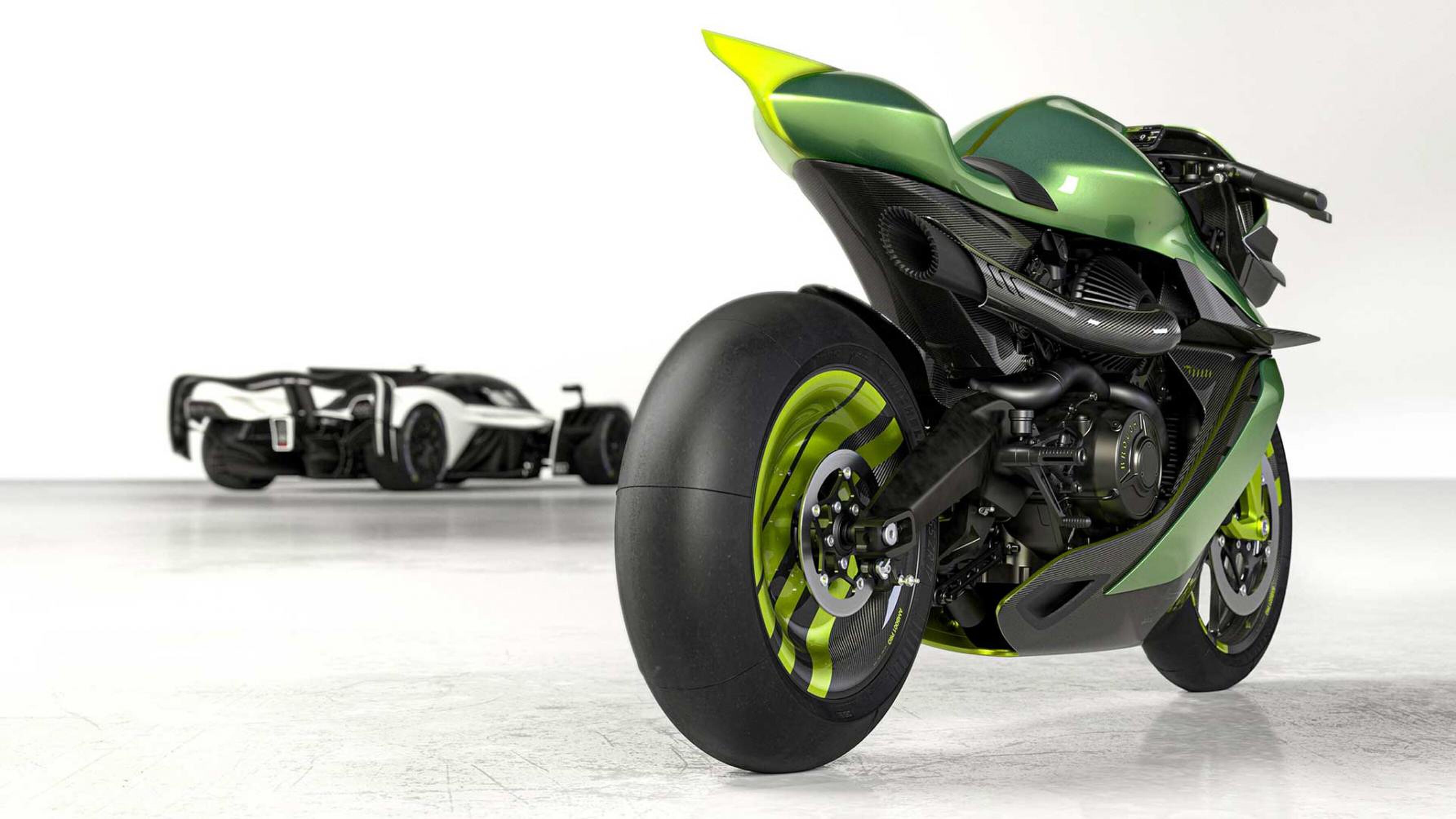 Aston Martin-motorfiets-04