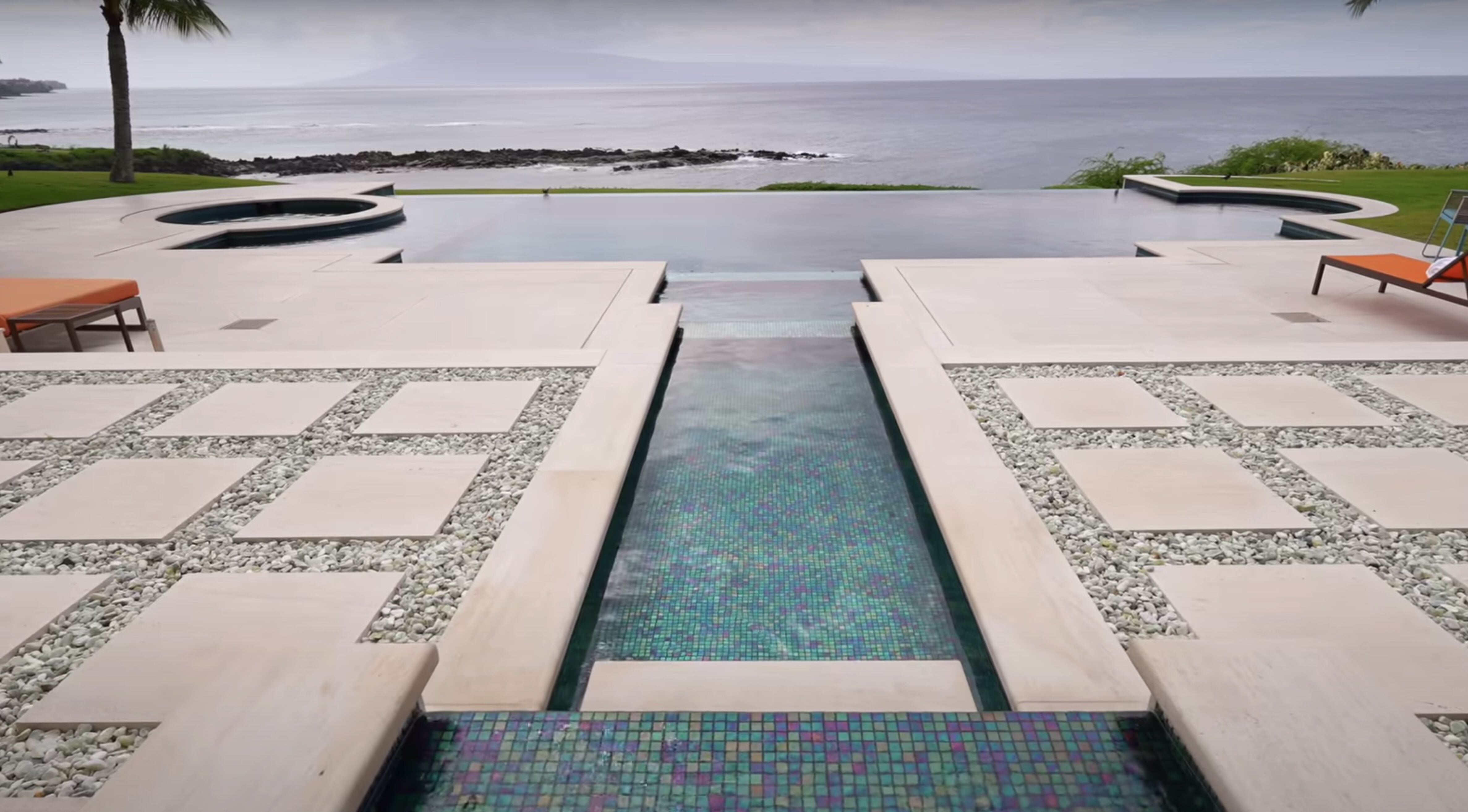 Zwembad Villa Hawaii