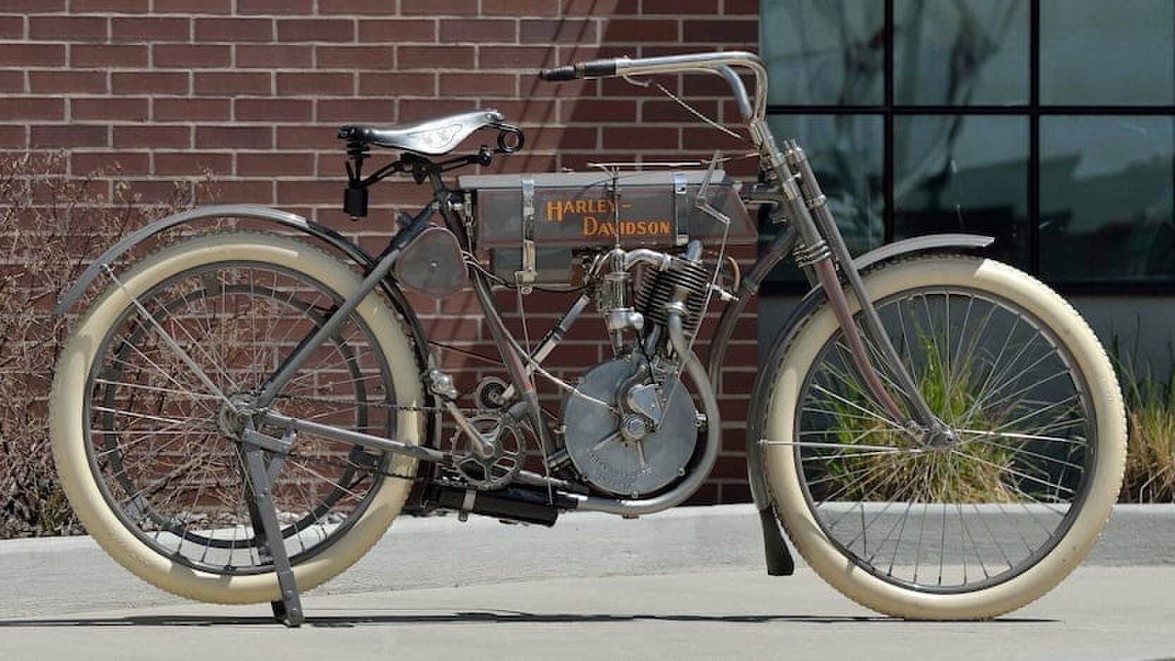 Harley-Davidson-04