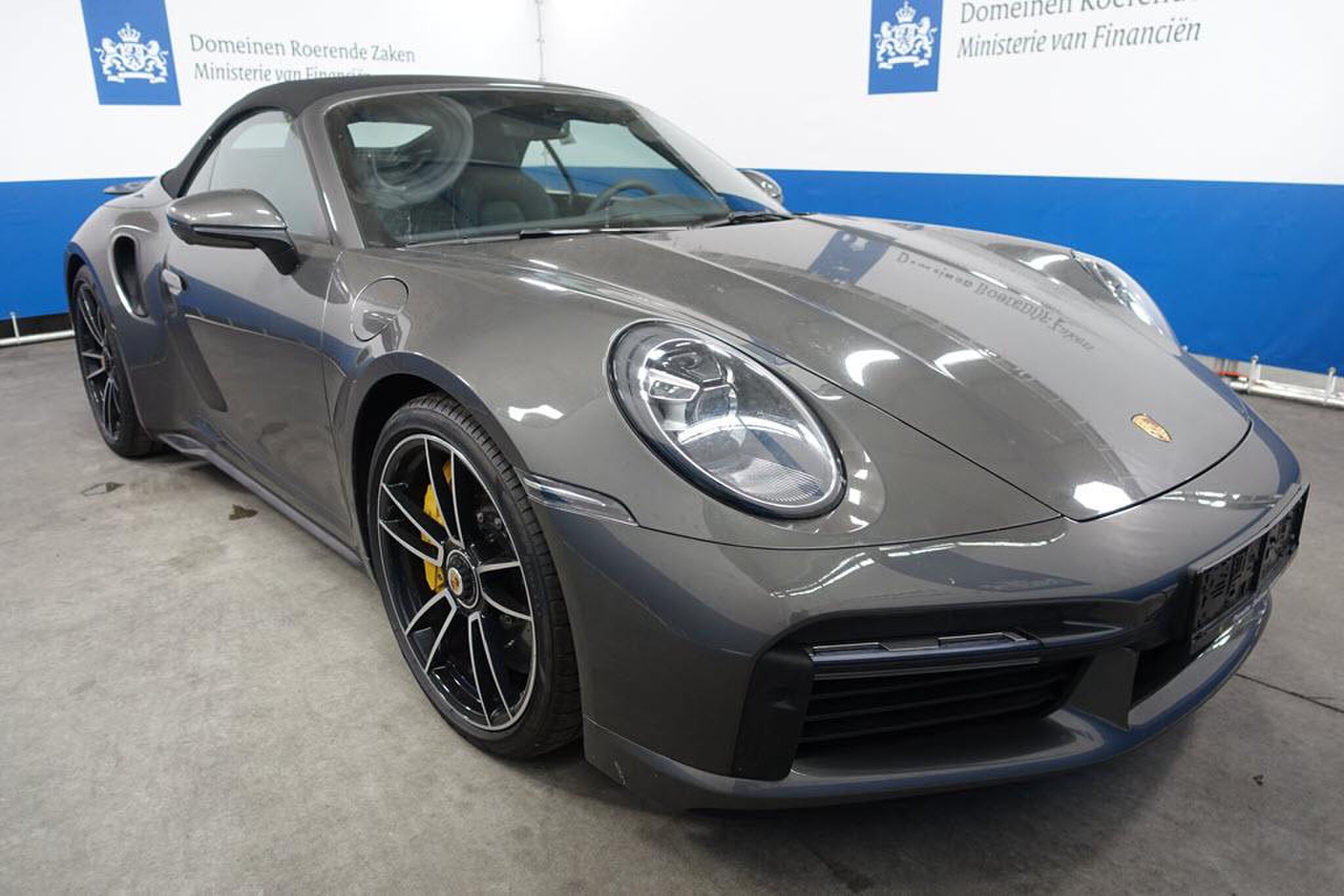 Porsche 911 Turbo S