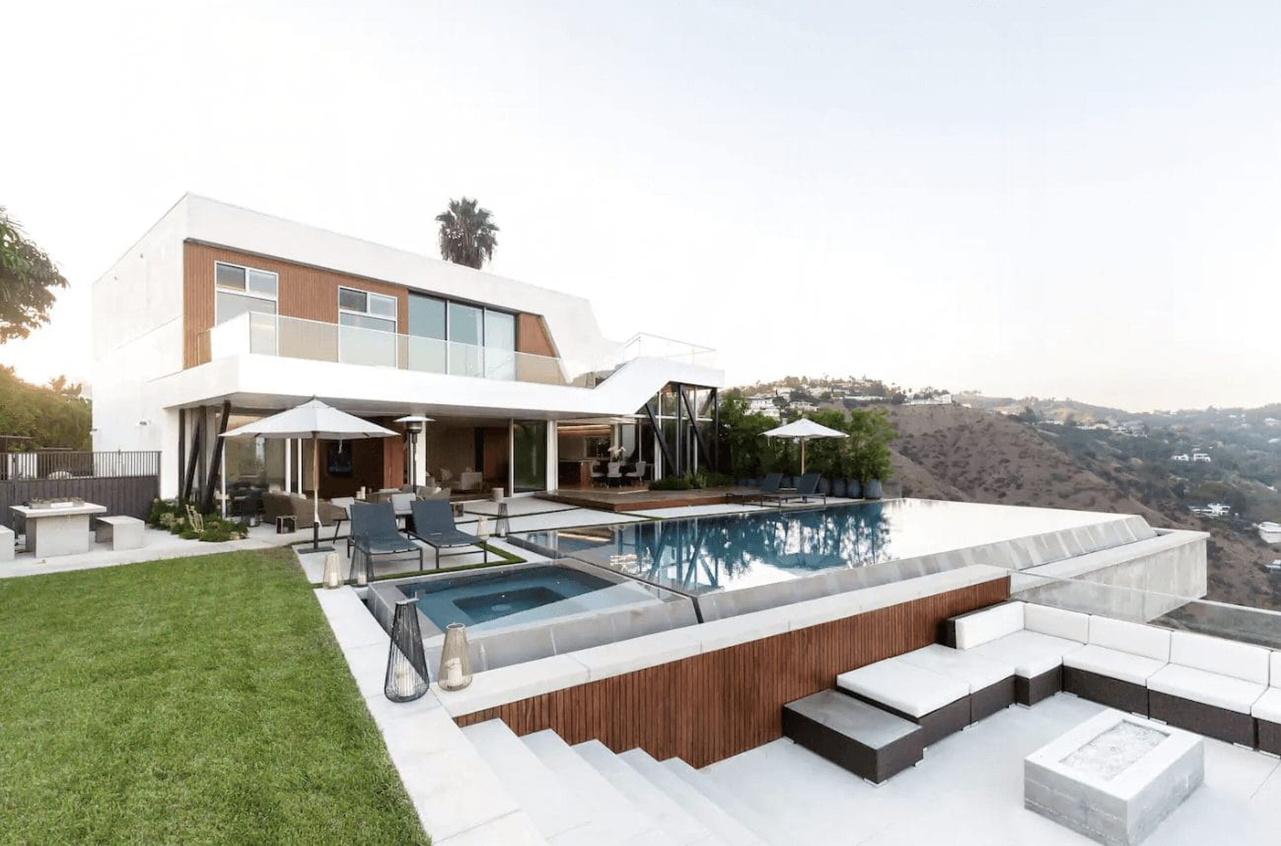Seth Rogen AirBnB