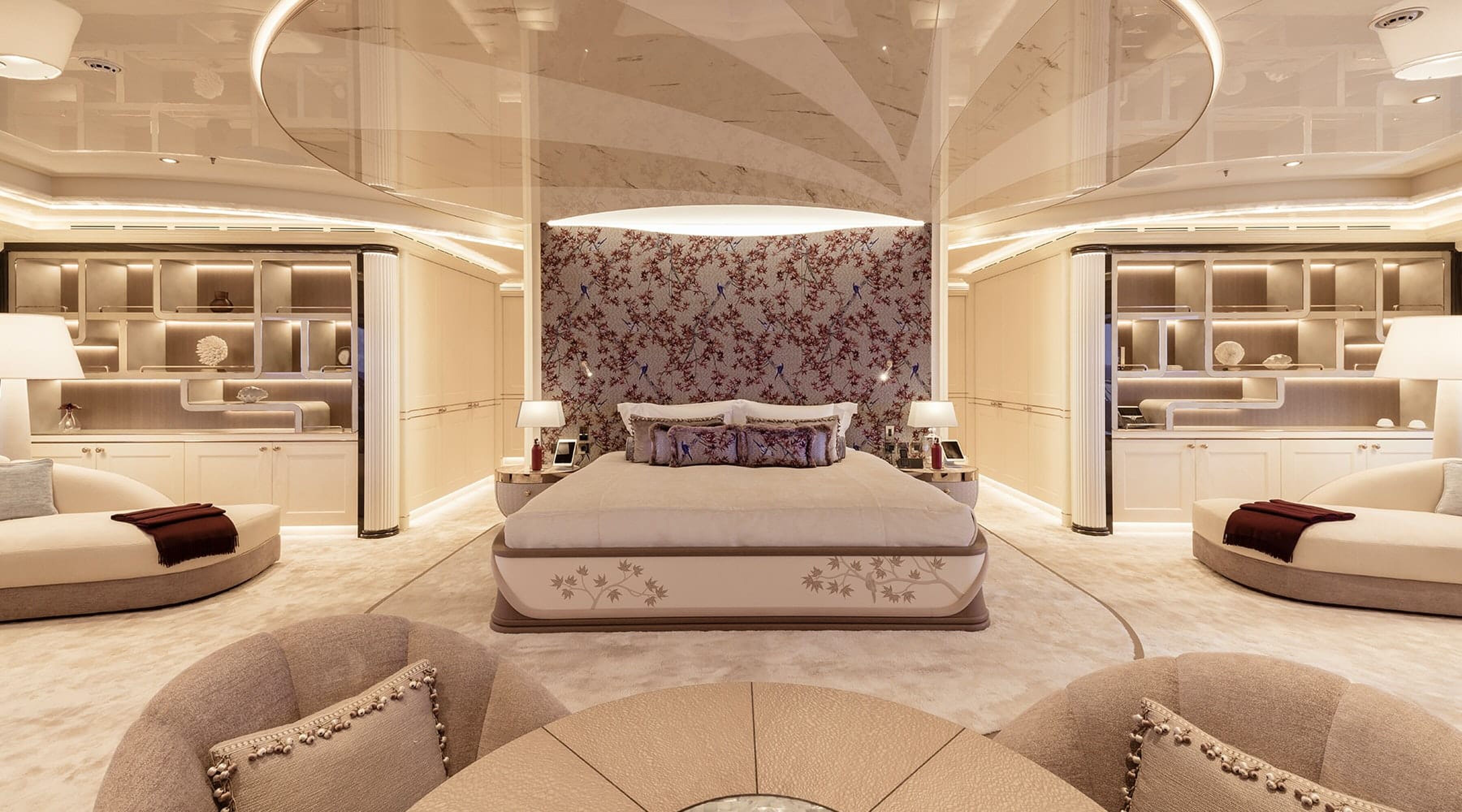 Ahpo Yacht