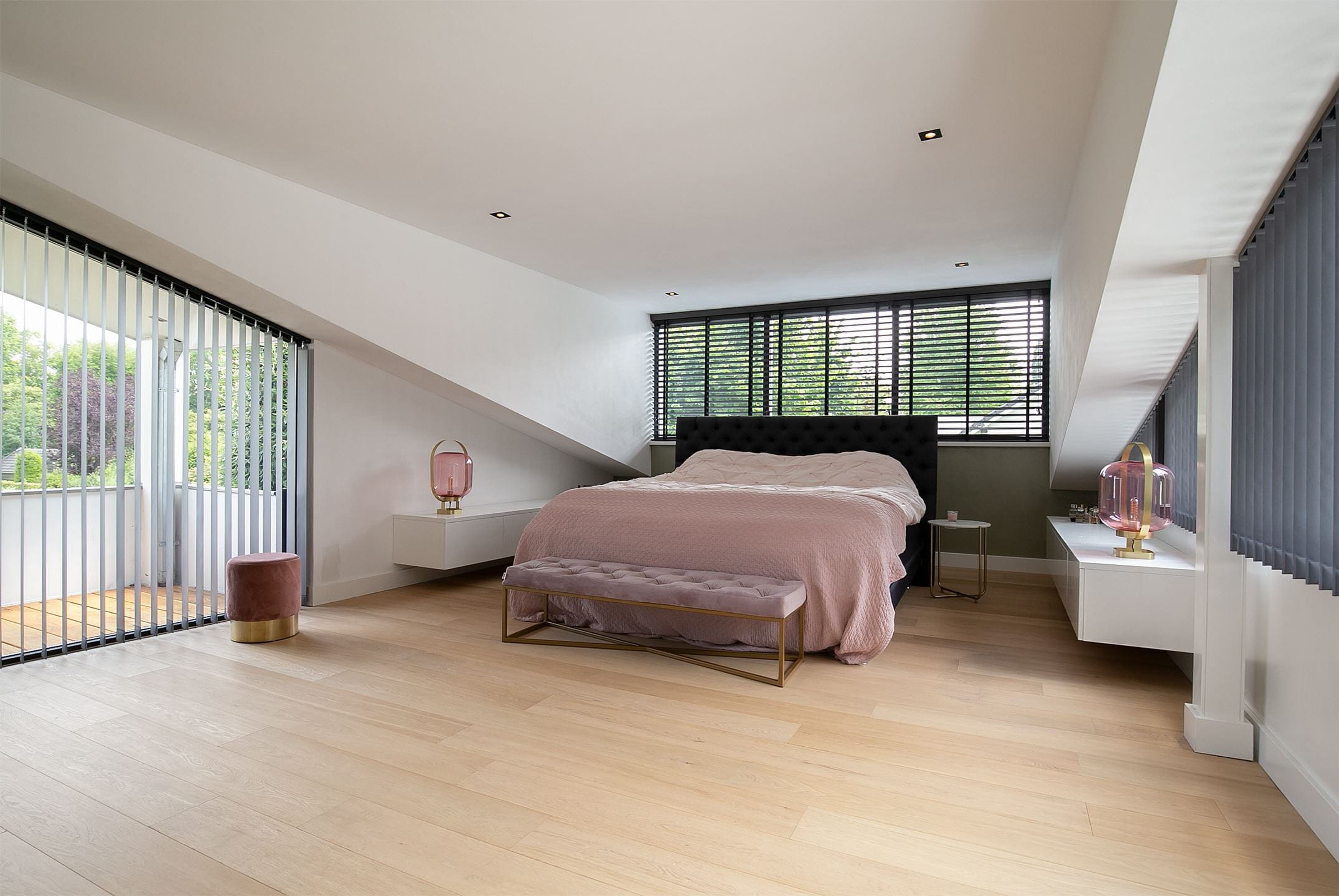 Masterbedroom villa Son